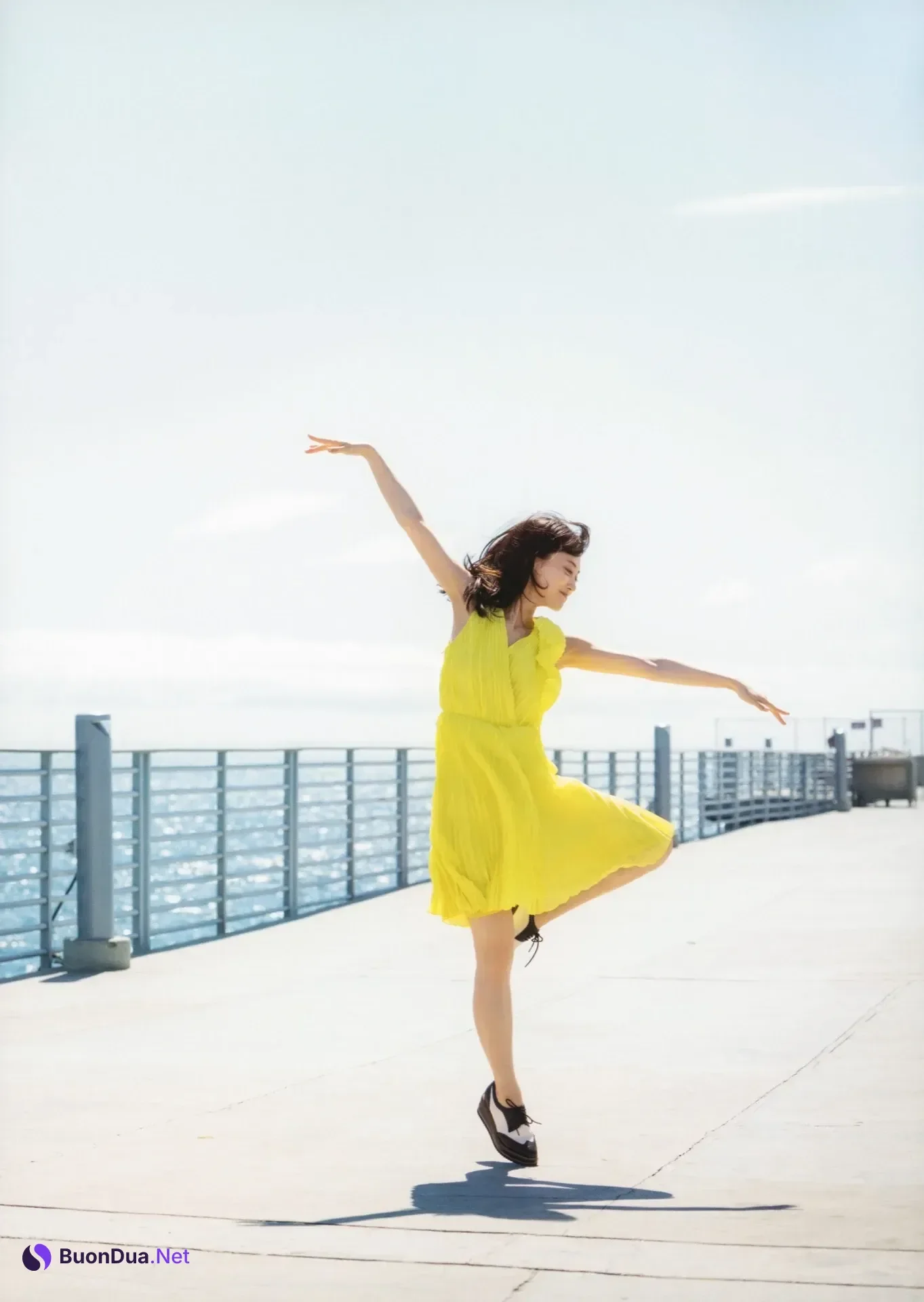 Mizuki Yamashita 山下美月, 2nd写真集 「ヒロイン」 Set.04 - Photo 2