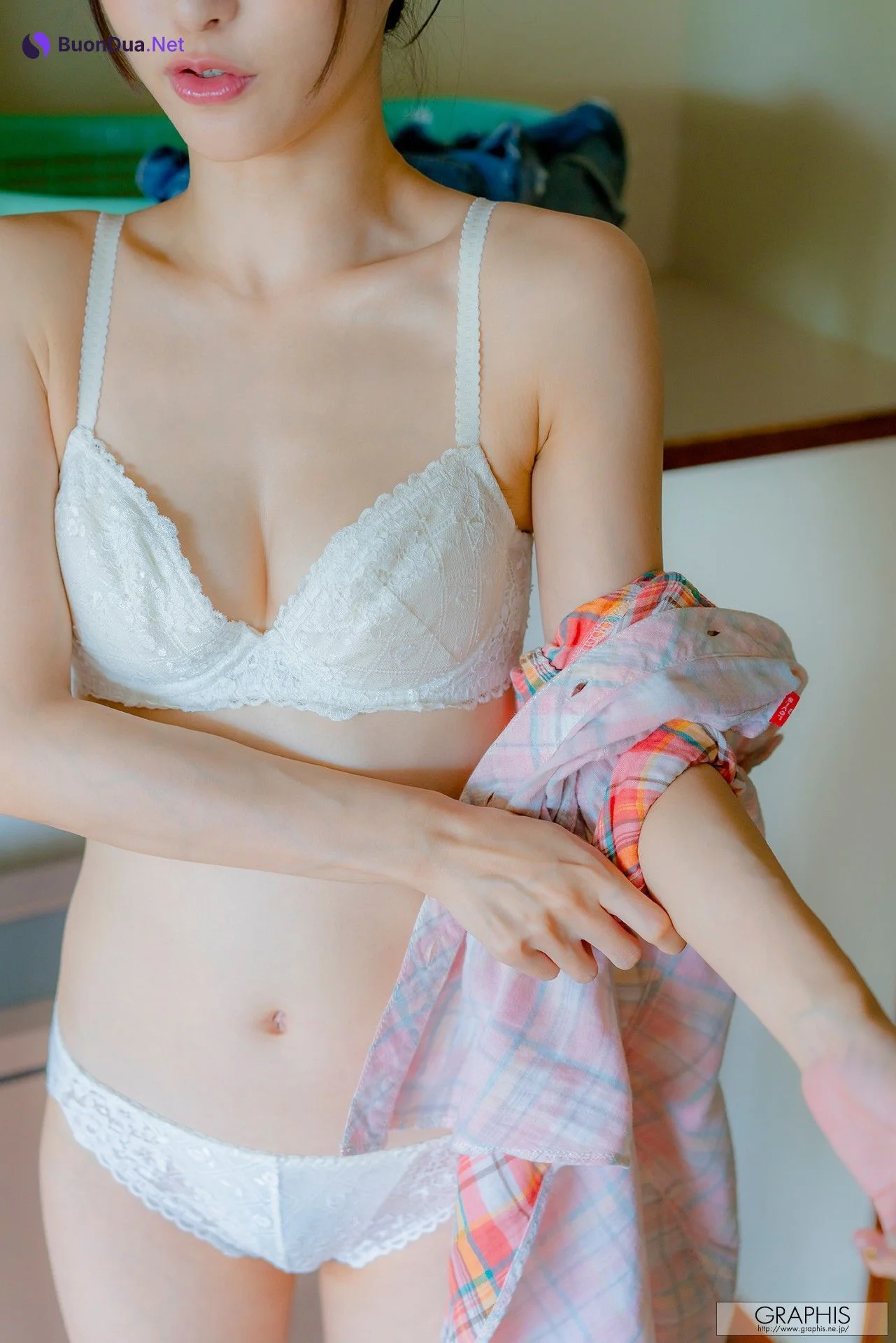 Moe Amatsuka 天使もえ, [Graphis] Gals 「HONEY」 Vol.03 - Photo 15