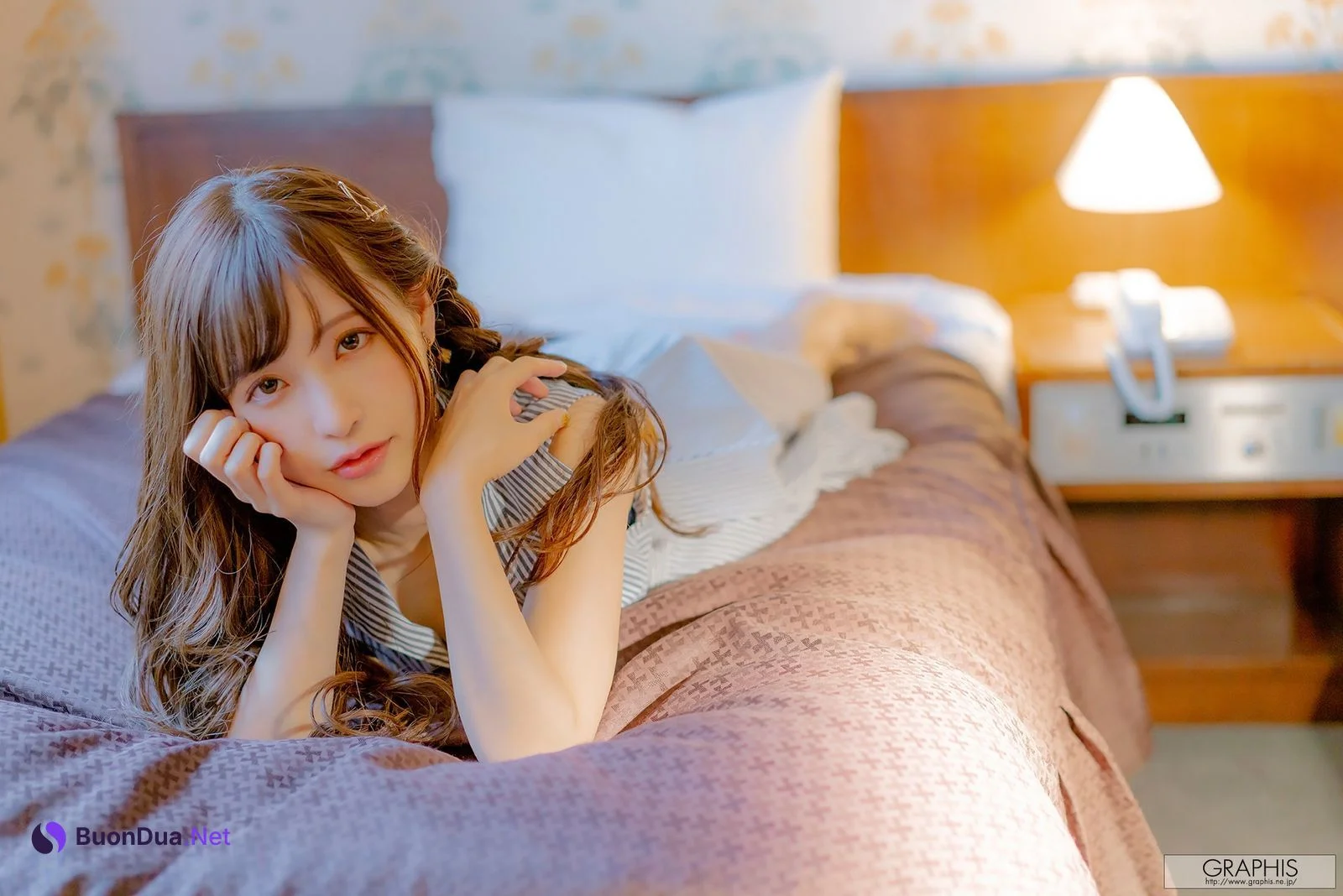 Moe Amatsuka 天使もえ, [Graphis] Gals 「HONEY」 Vol.04 - Photo 4