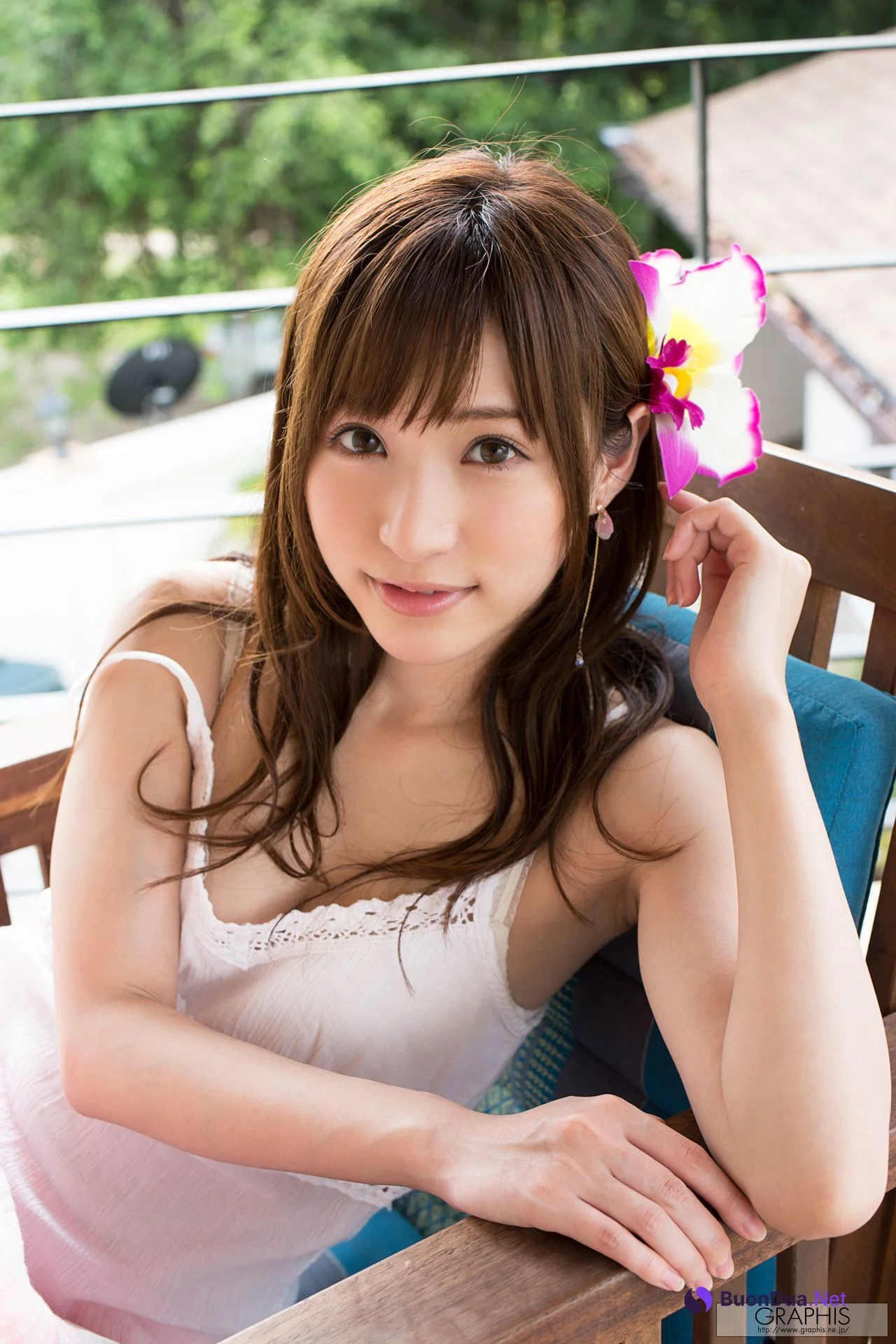 Moe Amatsuka 天使もえ, [Graphis] Gals 「Tropiacl Summer!」 Vol.02 - Photo 5