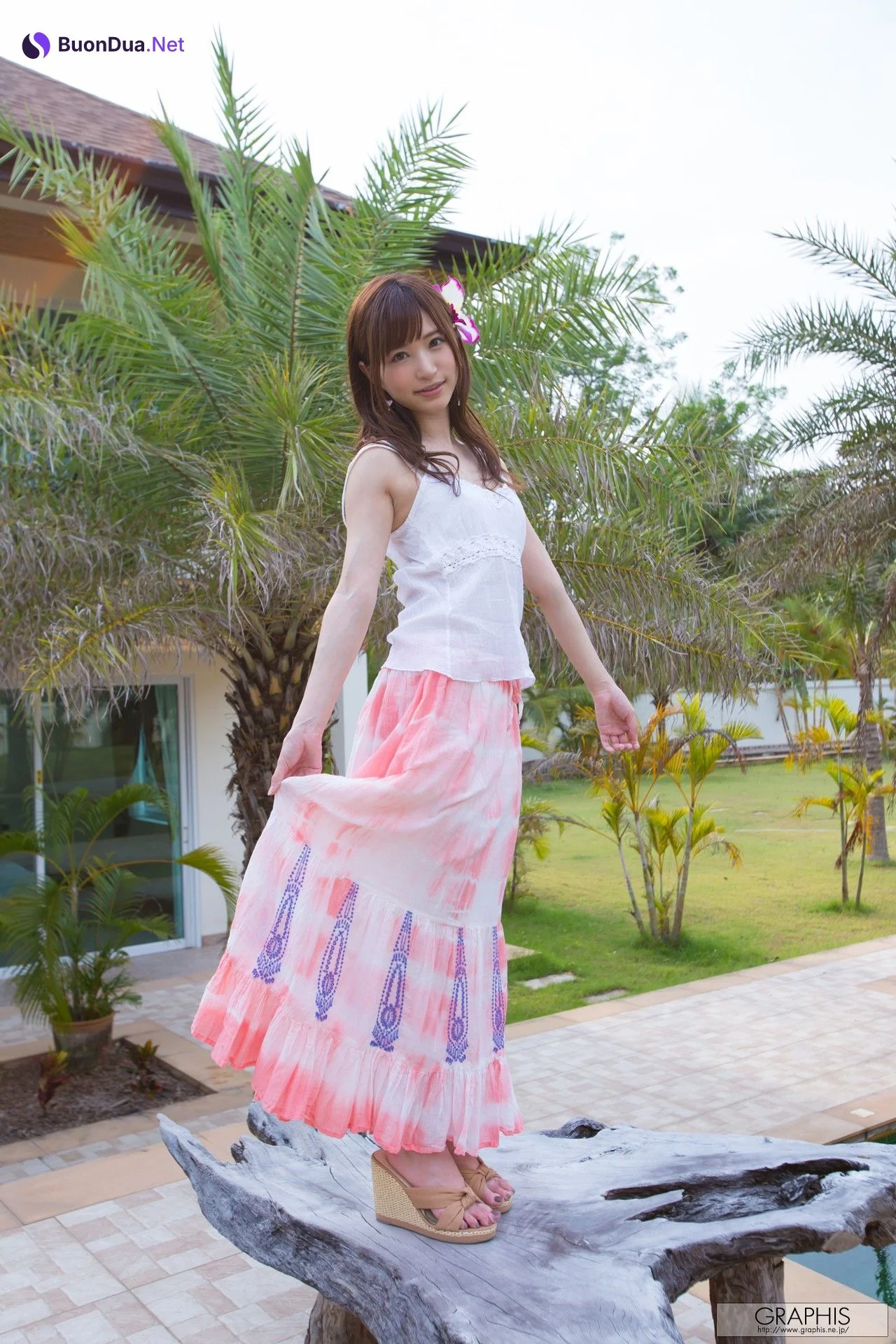 Moe Amatsuka 天使もえ, [Graphis] Gals 「Tropiacl Summer!」 Vol.03 - Photo 3