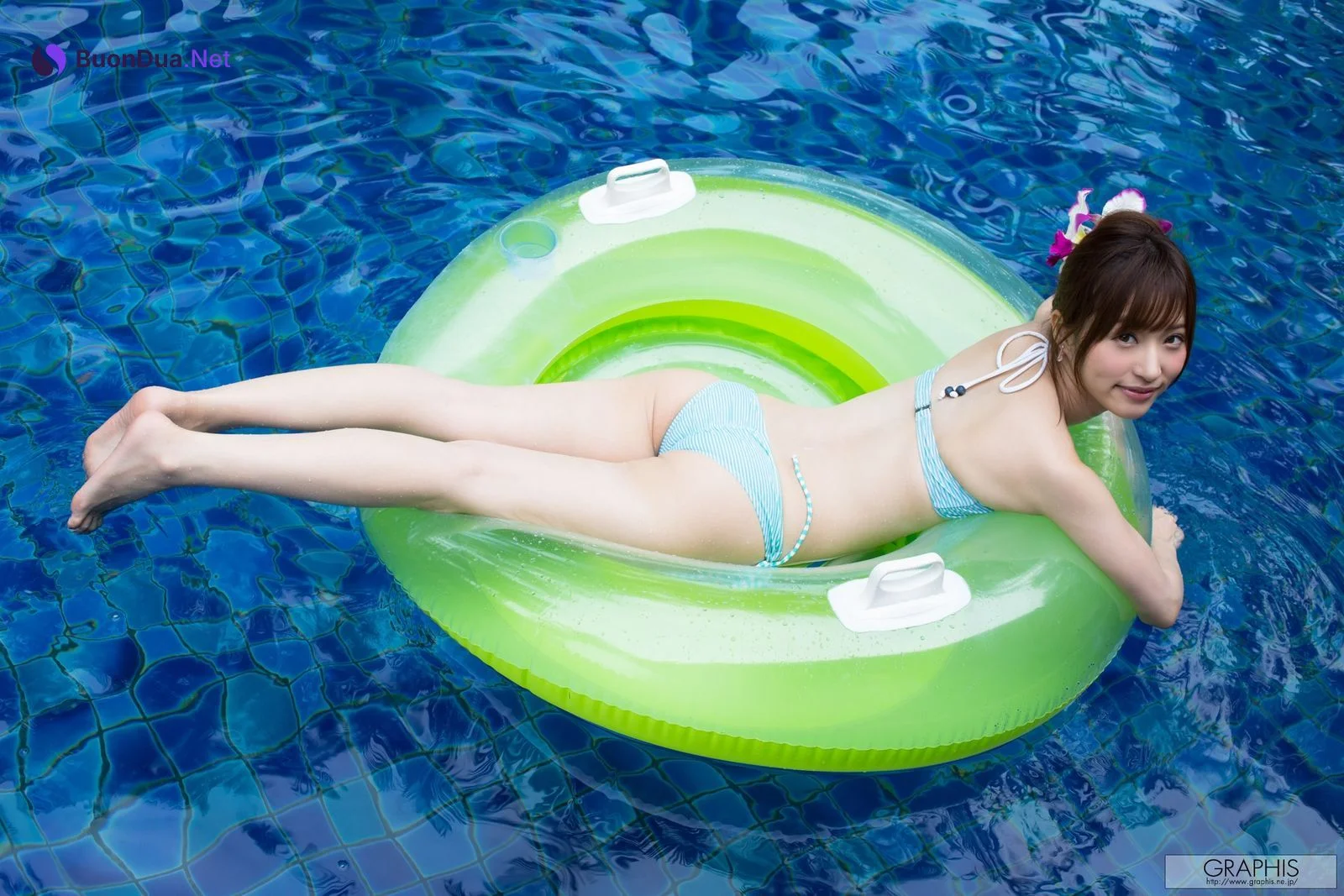 Moe Amatsuka 天使もえ, [Graphis] Gals 「Tropiacl Summer!」 Vol.04 - รูปภาพ 14