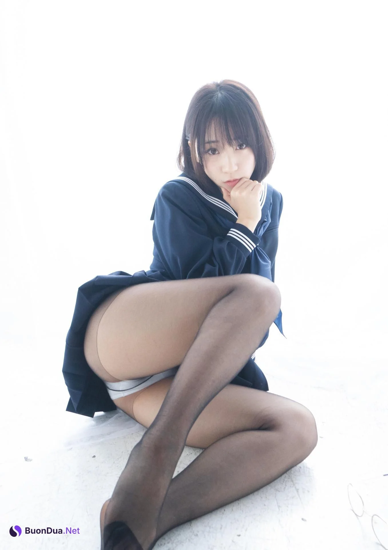 Moe Iori 伊織もえ, 写真集 1億3000万人の黒タイツ星人！黒だ白だ正義だ悪だ関係ないッ！！パンツが正義を守るお♥ Set 02 - Photo 14