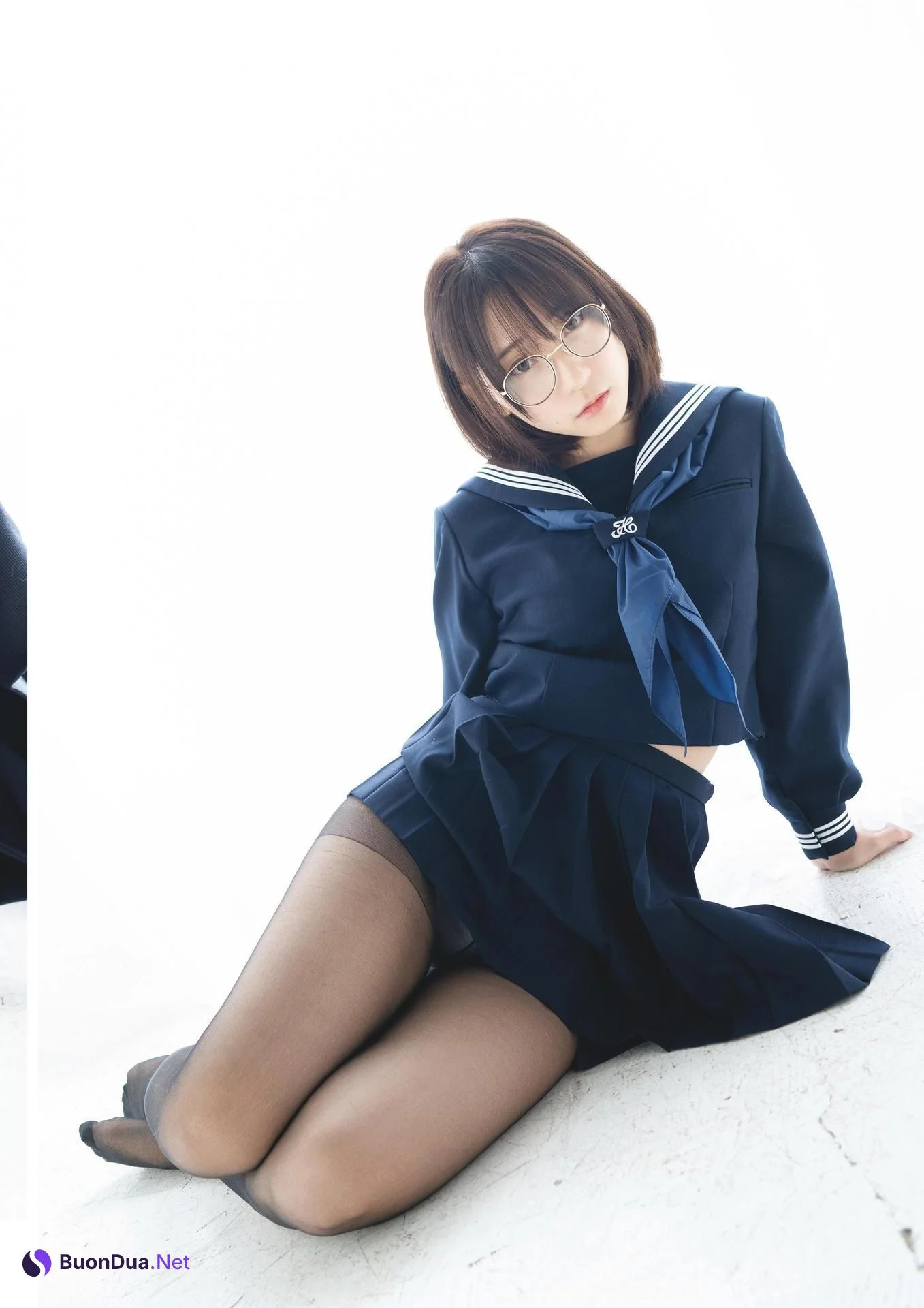 Moe Iori 伊織もえ, 写真集 1億3000万人の黒タイツ星人！黒だ白だ正義だ悪だ関係ないッ！！パンツが正義を守るお♥ Set 02 - Photo 8