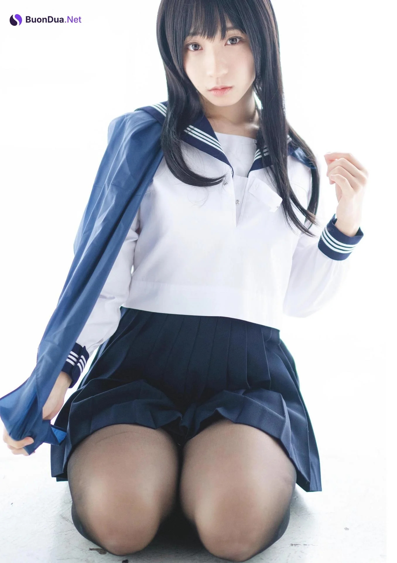 Moe Iori 伊織もえ, 写真集 1億3000万人の黒タイツ星人！黒だ白だ正義だ悪だ関係ないッ！！パンツが正義を守るお♥ Set 03 - Photo 12