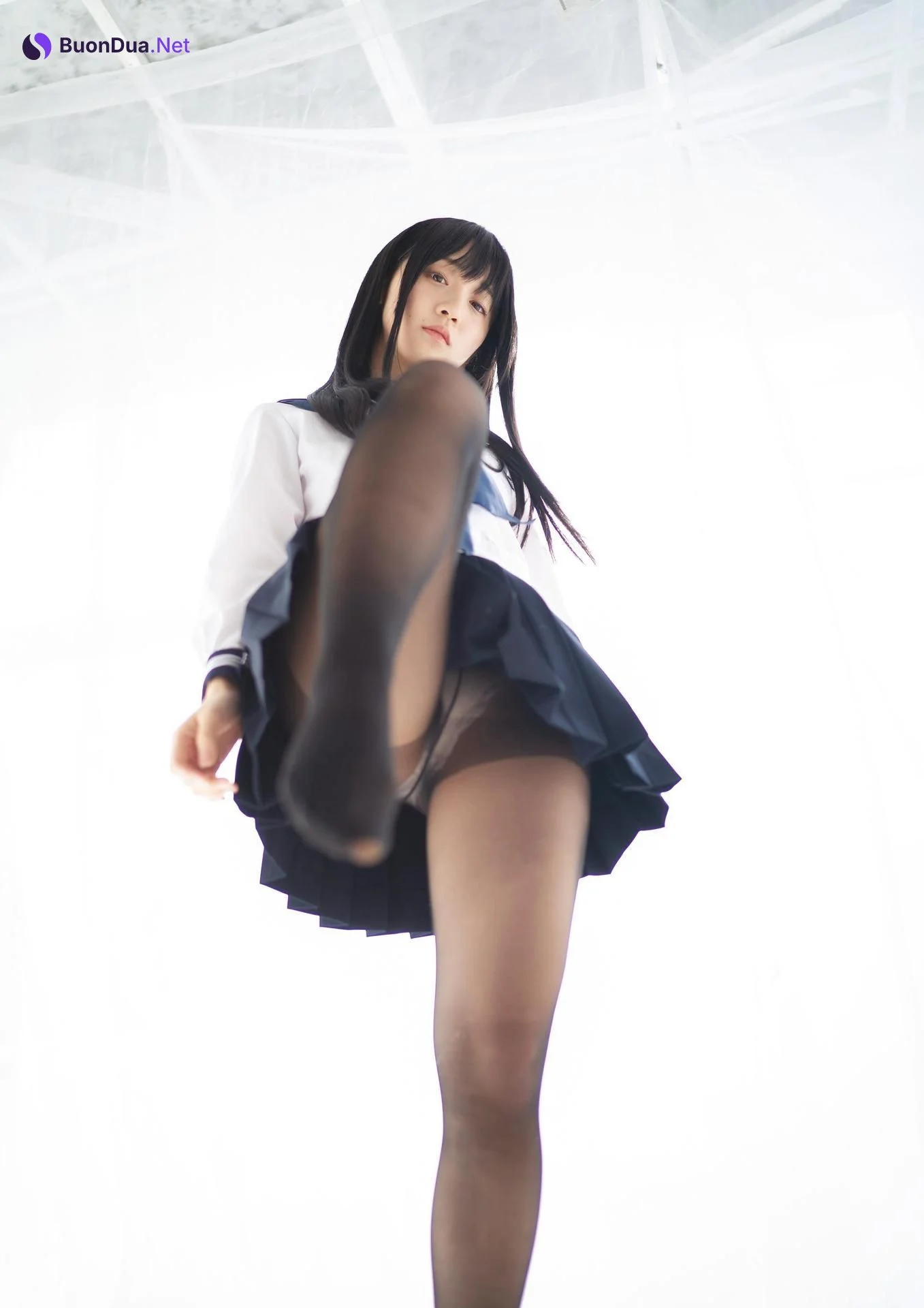 Moe Iori 伊織もえ, 写真集 1億3000万人の黒タイツ星人！黒だ白だ正義だ悪だ関係ないッ！！パンツが正義を守るお♥ Set 03 - Photo 9