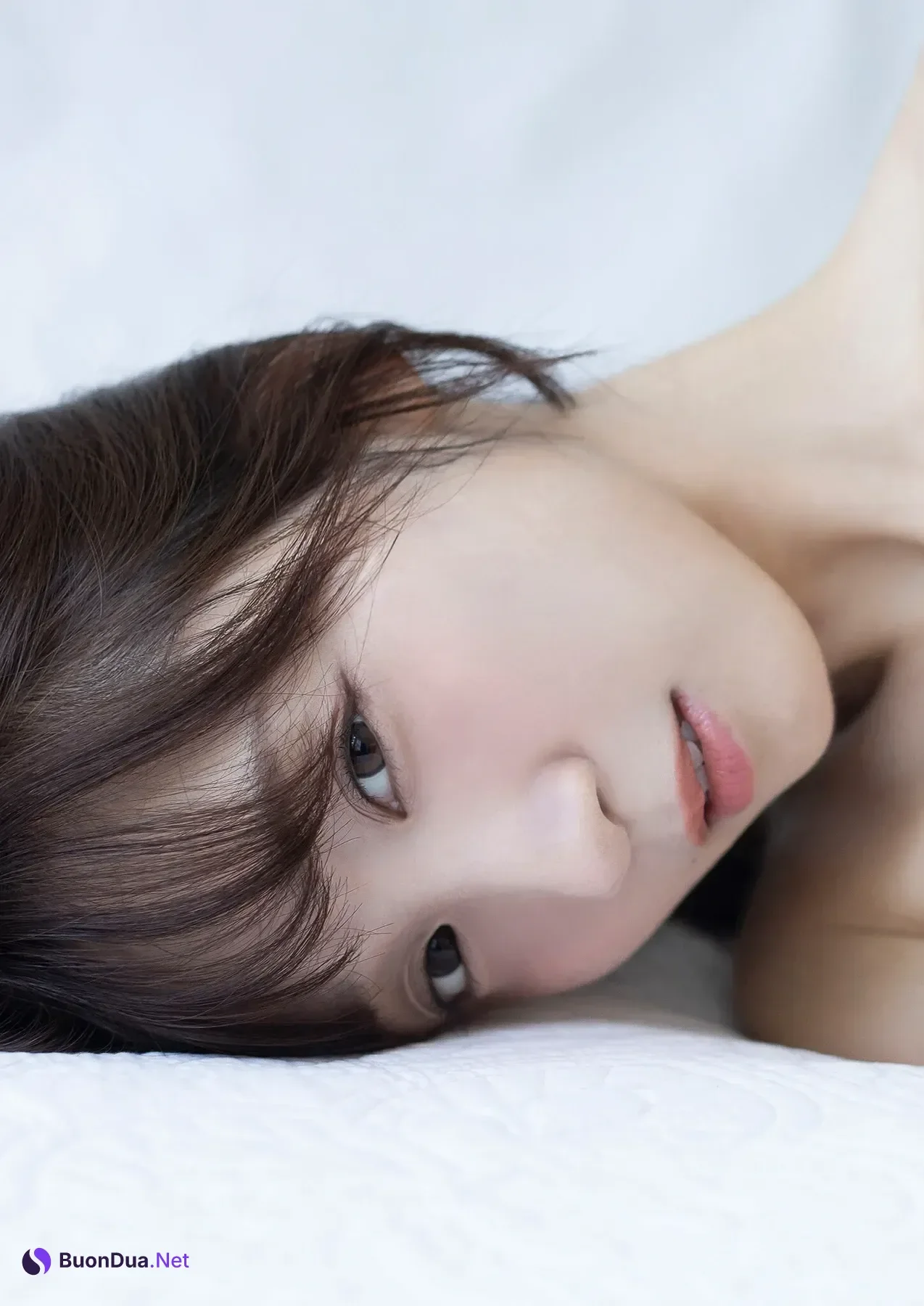 Moe Iori 伊織もえ, 写真集 スピサン グラビアフォトブック [幽かな休日] - 写真 13