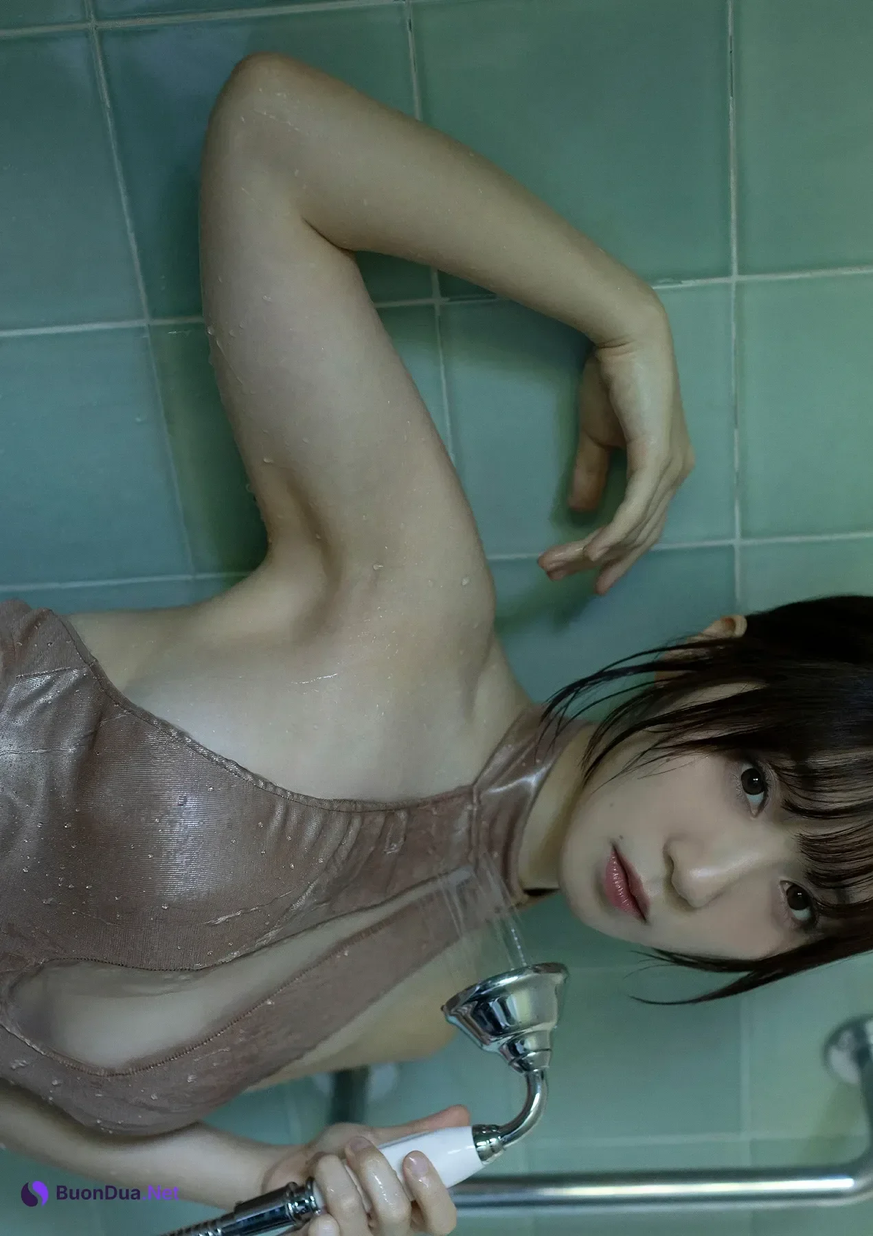 Moe Iori 伊織もえ, 写真集 スピサン グラビアフォトブック [幽かな休日] - 照片 38