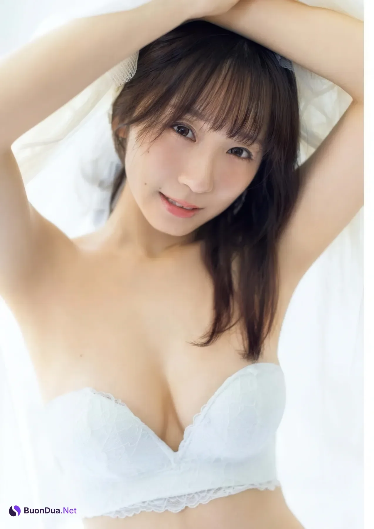 Moe Iori 伊織もえ, Big Comic Spirits 2026 No.2・3 (ビッグコミックスピリッツ 2026年2・3号) - Photo 4