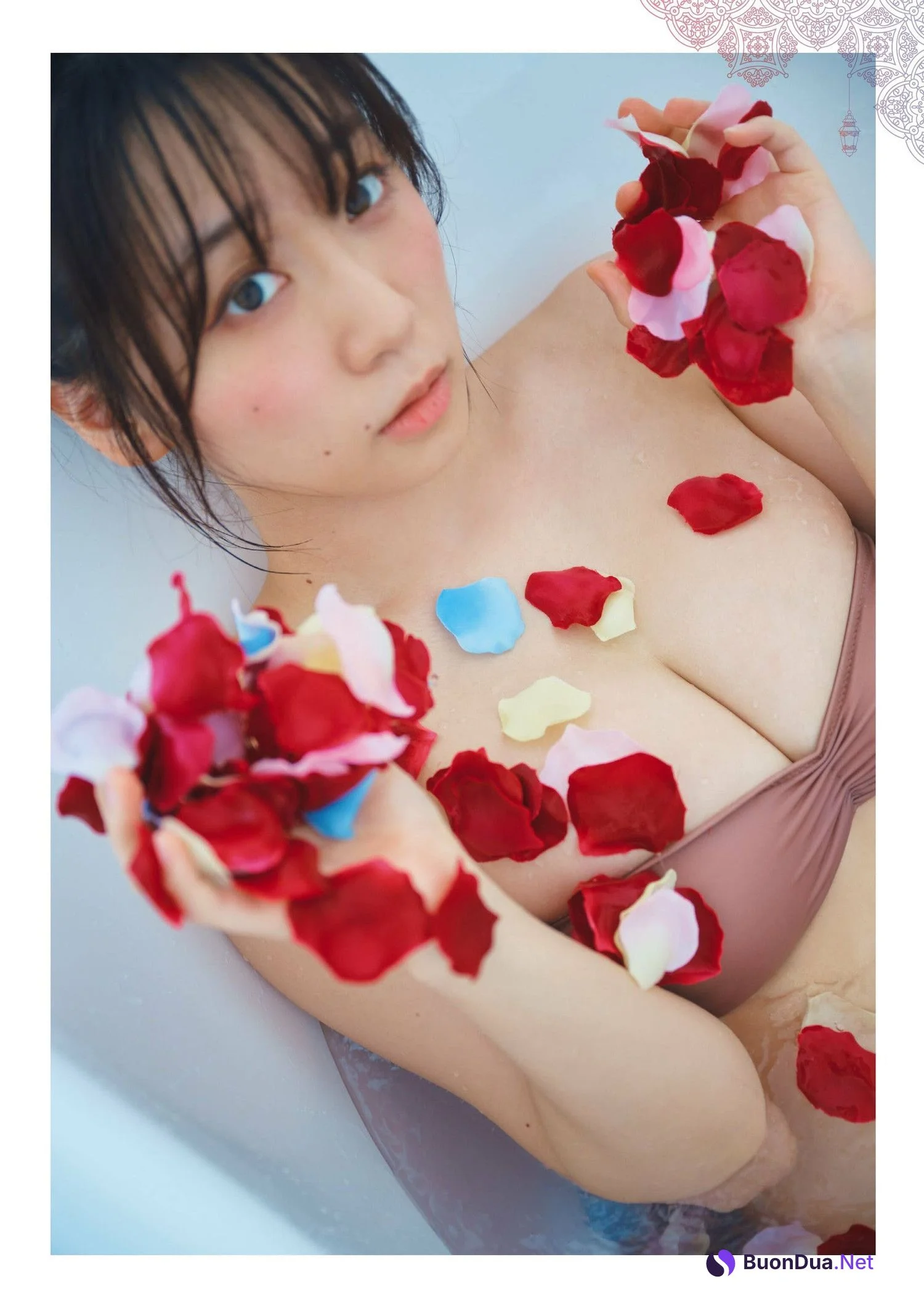 Moe Iori 伊織もえ, FLASH グラビアBEST 2024年新年 - Photo 10