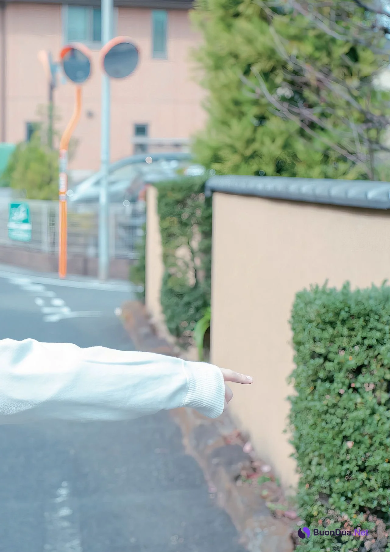 Moe Iori 伊織もえ, 写真集 [りんりんいおりん 冬の伊織 Vol.2] Set.01 - Photo 13