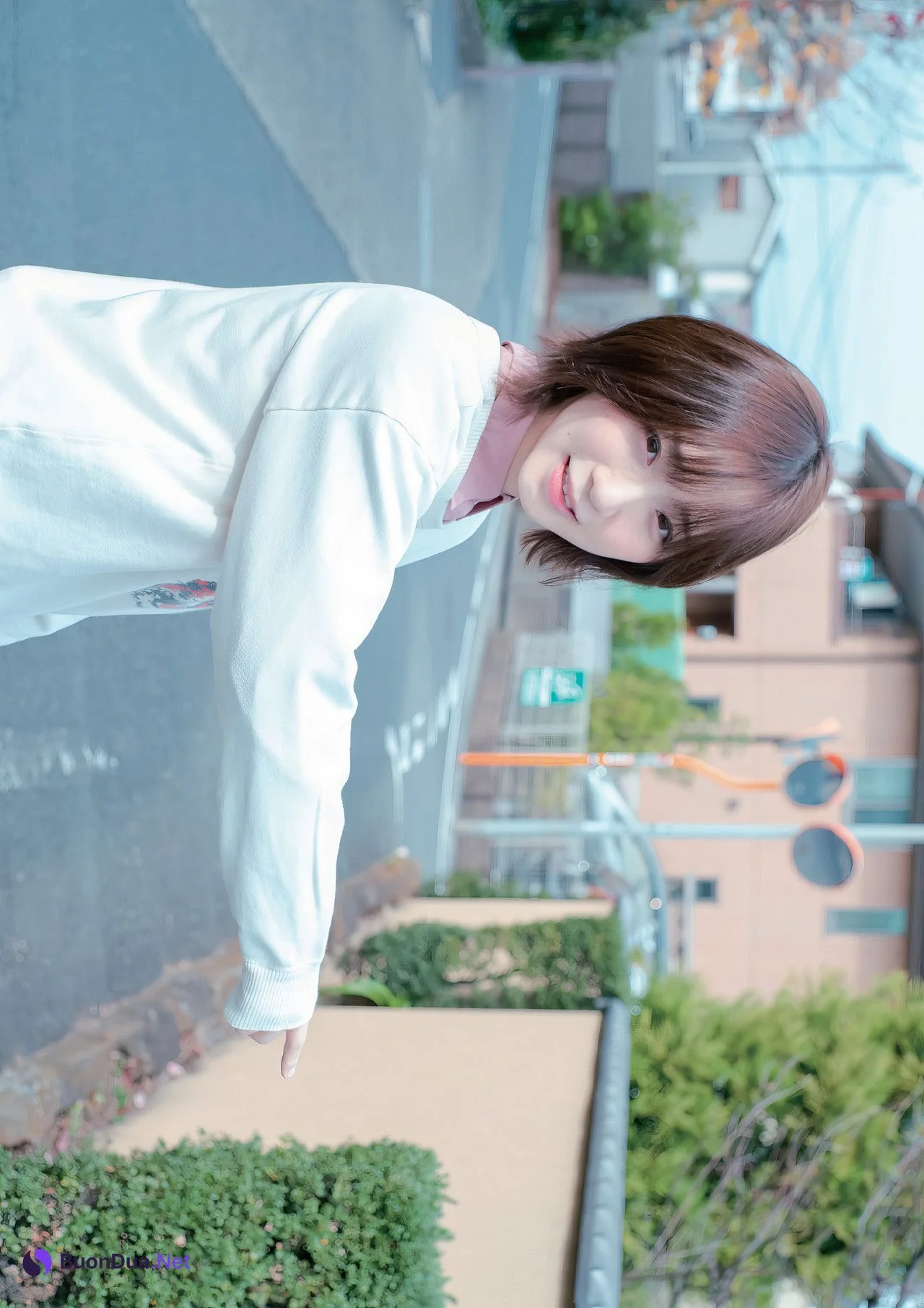 Moe Iori 伊織もえ, 写真集 [りんりんいおりん 冬の伊織 Vol.2] Set.01 - Photo 14