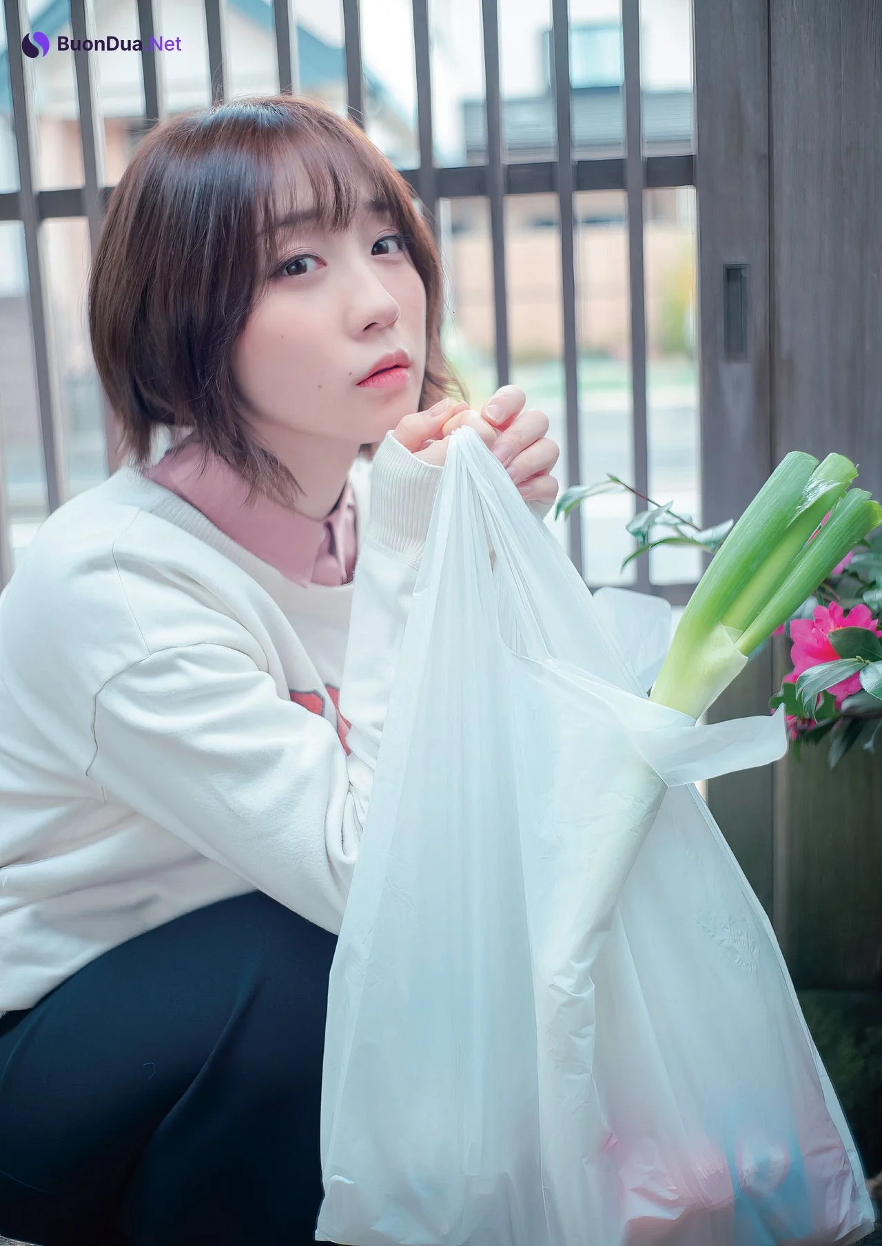 Moe Iori 伊織もえ, 写真集 [りんりんいおりん 冬の伊織 Vol.2] Set.01 - Photo 19