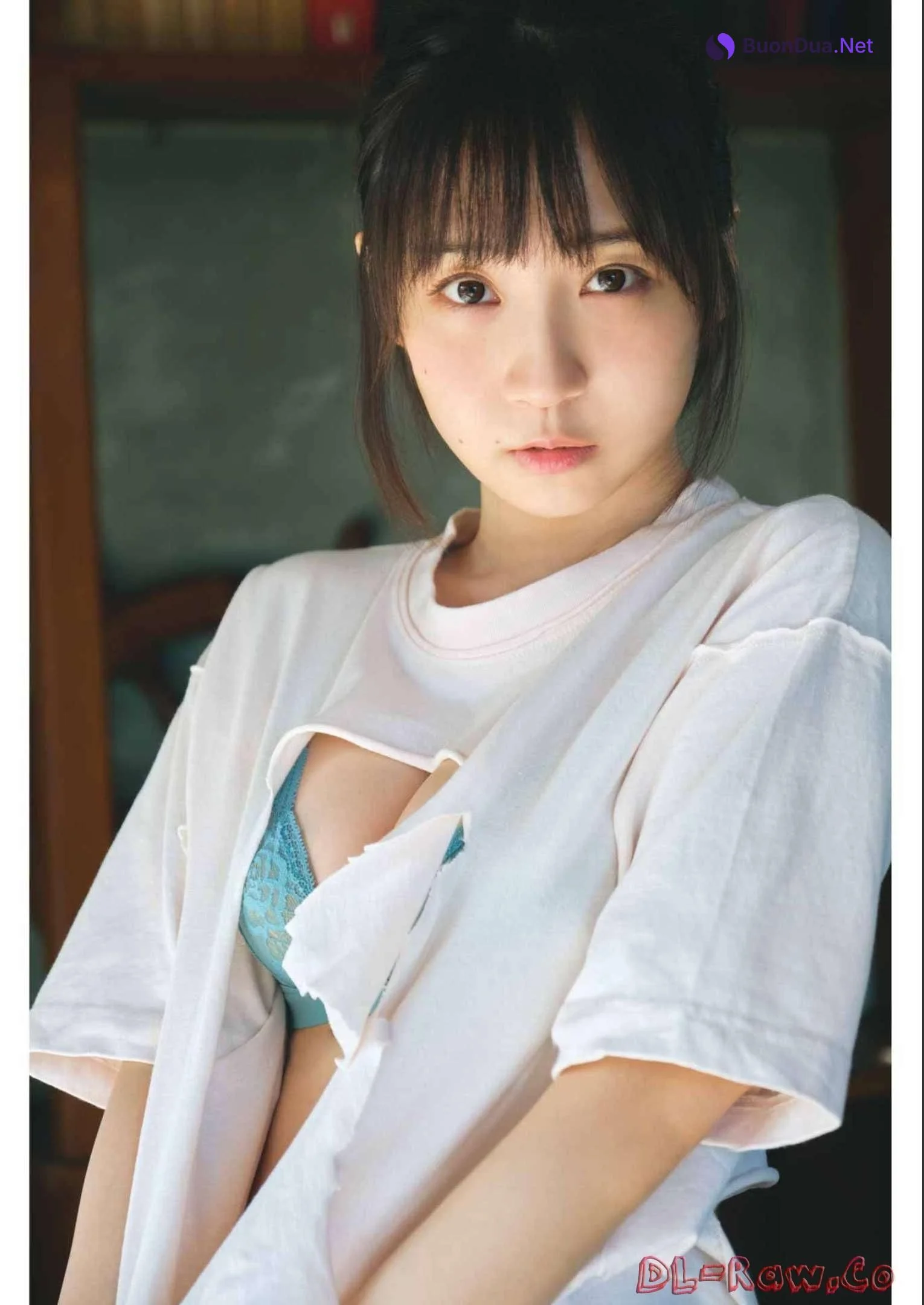 Moe Iori 伊織もえ, Young Gangan 2023 No.02 (ヤングガンガン 2023年2号) - Photo 18