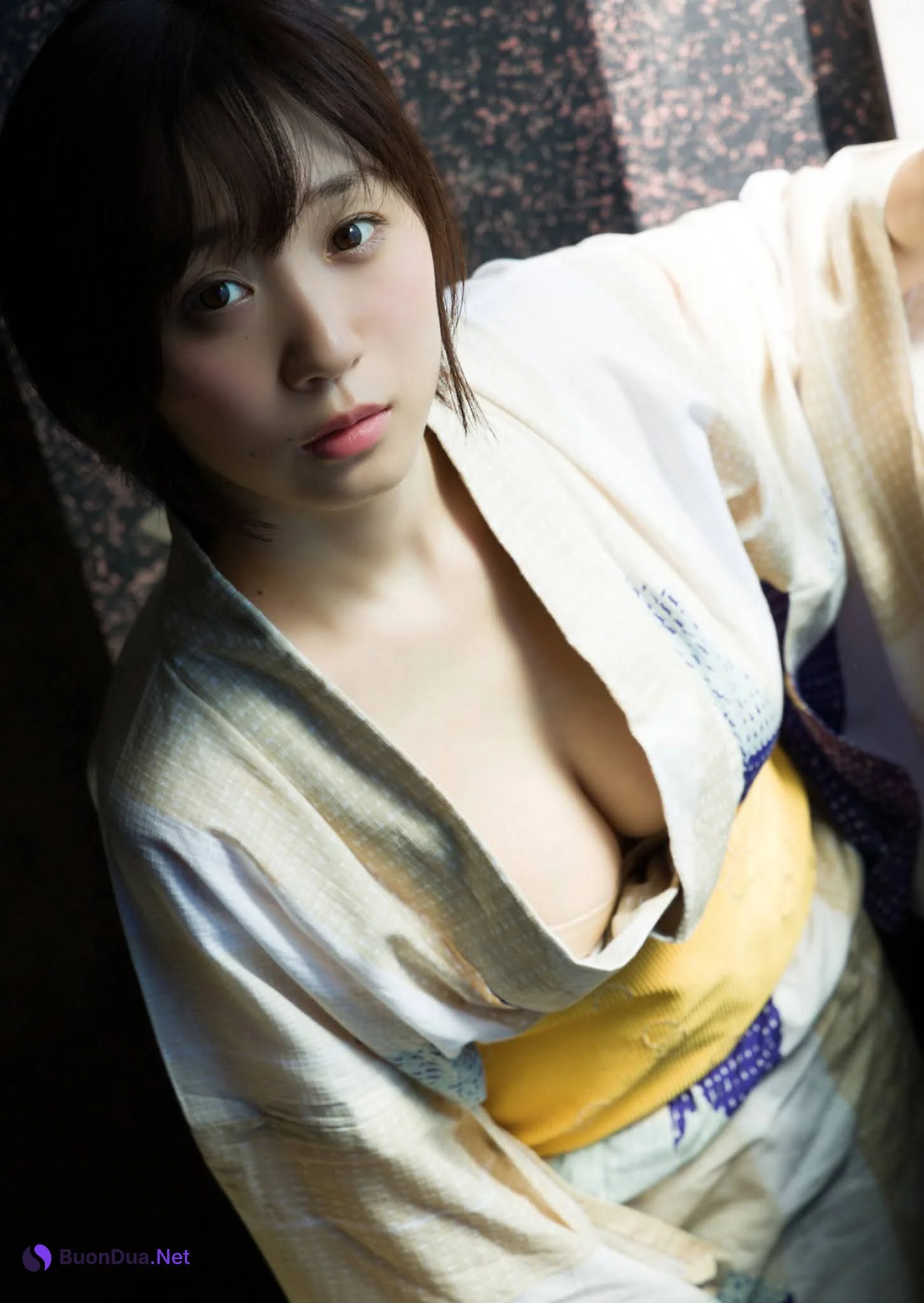 Moe Iori 伊織もえ, Young Jump 2021 No.44 (ヤングジャンプ 2021年44号) - 照片 7