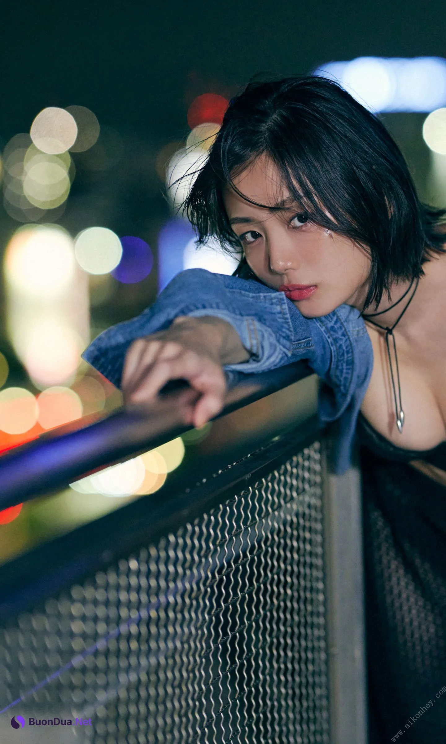 Moemi Katayama 片山萌美, 写真集 デジタル限定 「街に生きる」 Set.01 - 照片 8