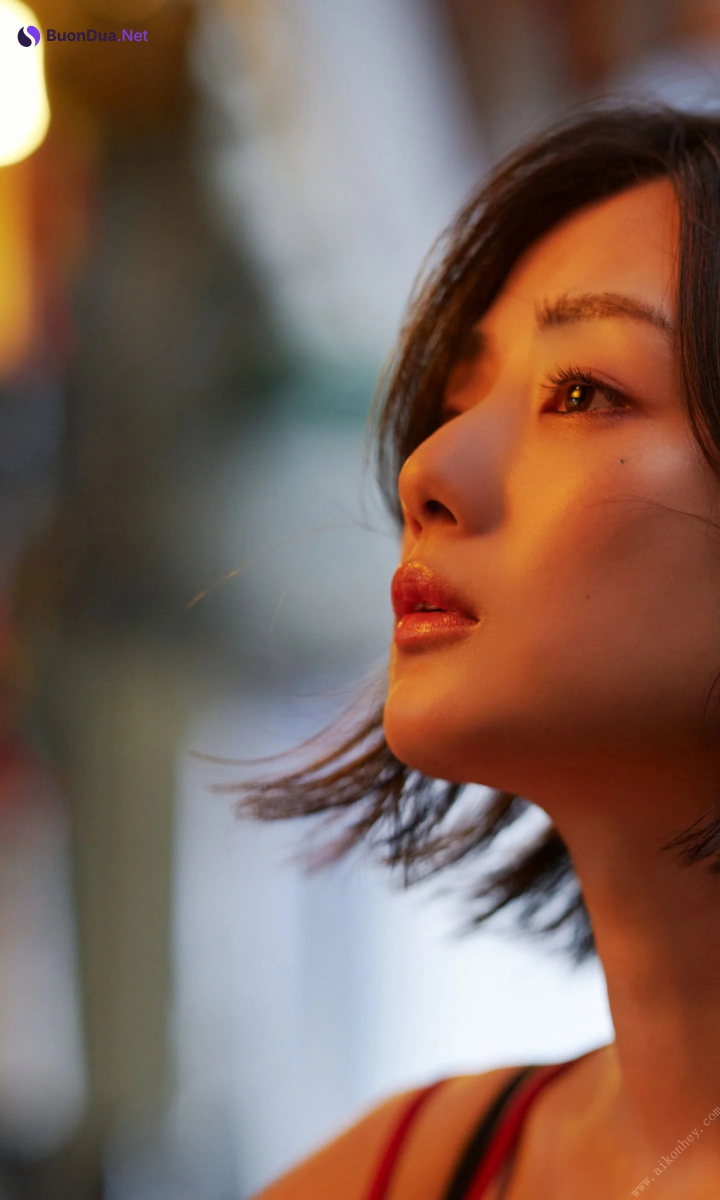 Moemi Katayama 片山萌美, 写真集 デジタル限定 「街に生きる」 Set.02 - 照片 9