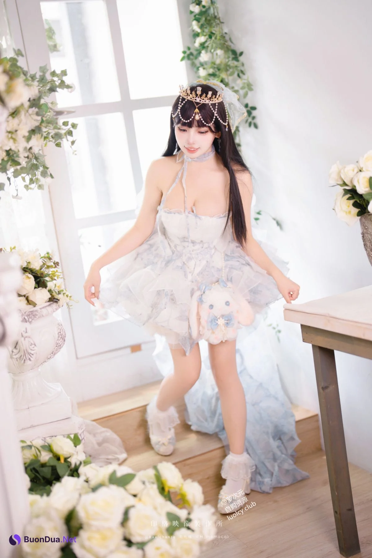 慕慕Momo, ヌード写真集 Birthday Day 永遠的小公主 - 照片 2