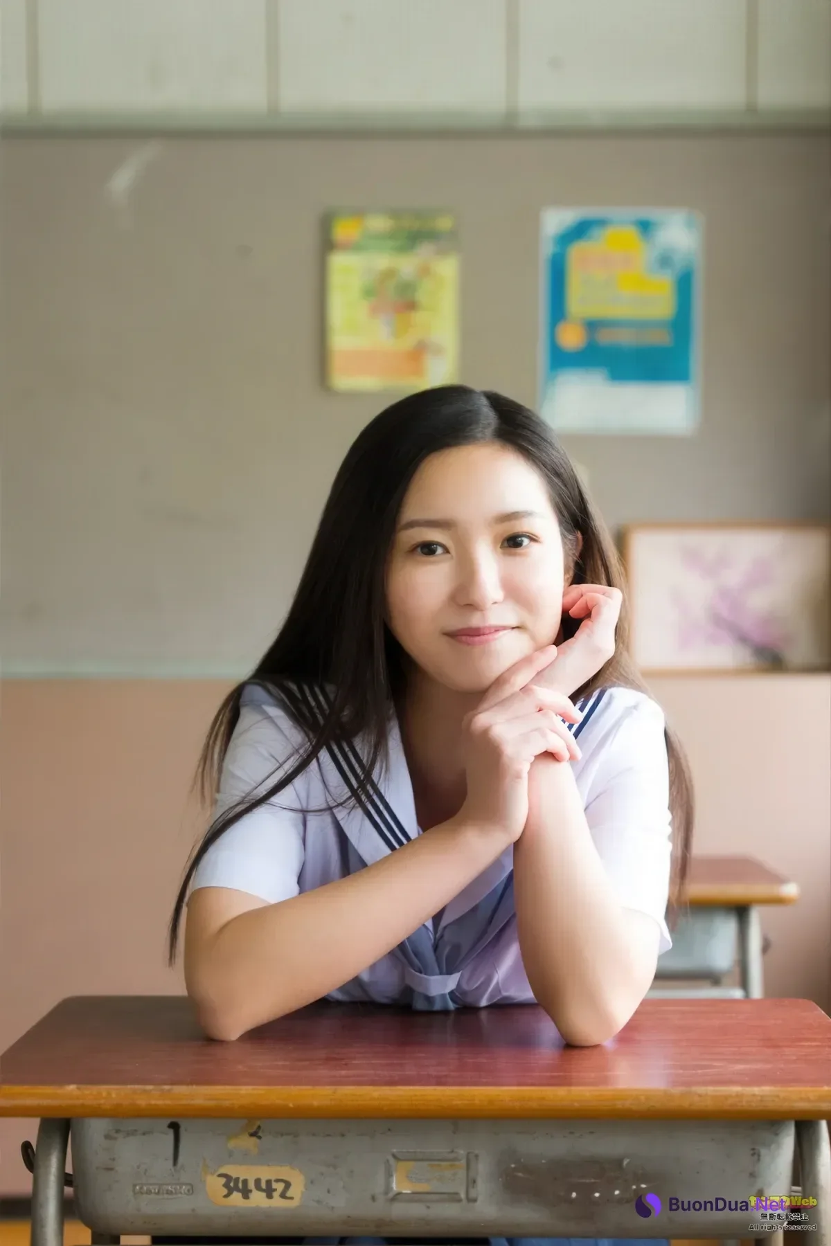 Momo Sawada 澤田百, Young Magazine 2026 No.10 (ヤングマガジン 2026年10号) - Photo 9