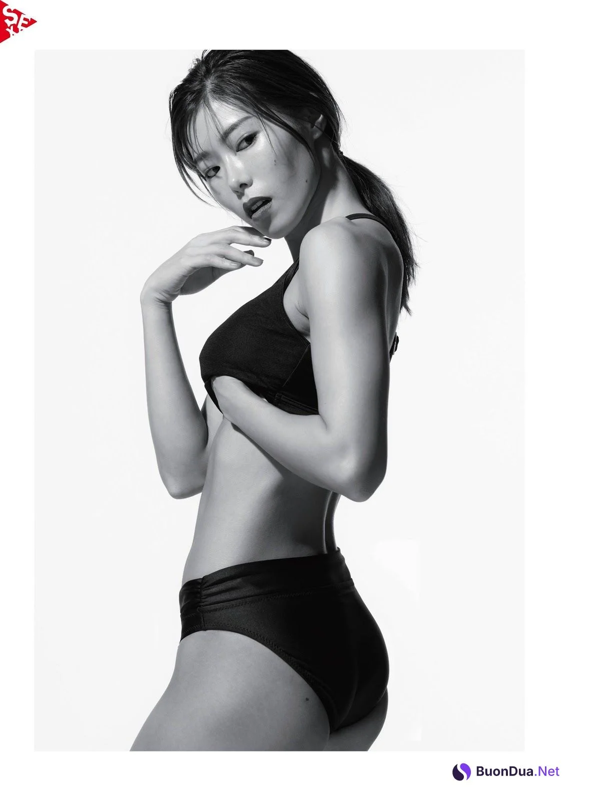 Momo Tomomoto とももともも, Cyzo 2019 No.12 (サイゾー 2019年12月号) - Photo 2