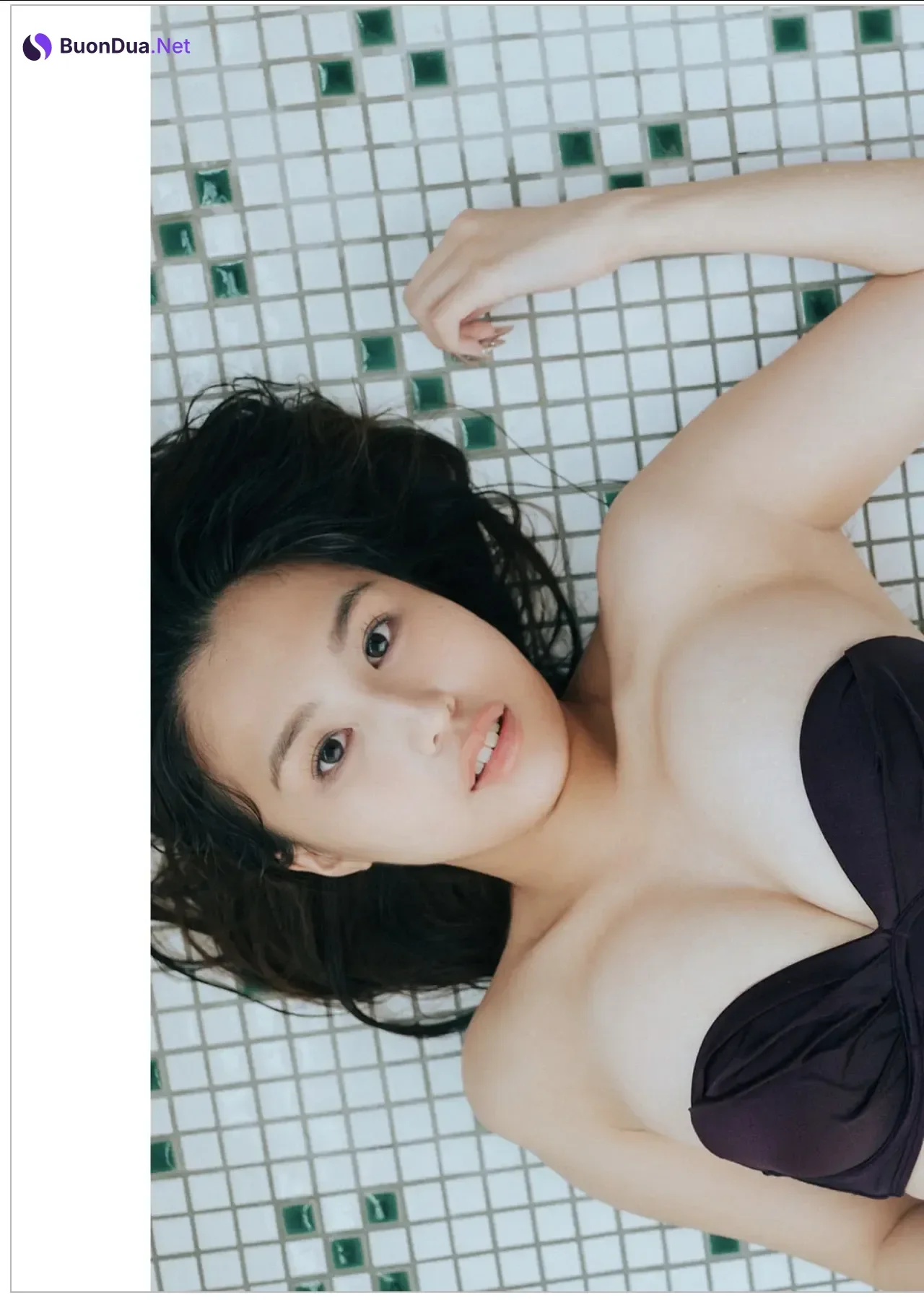 Momoka Kibe 木部桃花, Weekly Playboy 2025 No.45-46 (週刊プレイボーイ 2025年45-46号) - 写真 12