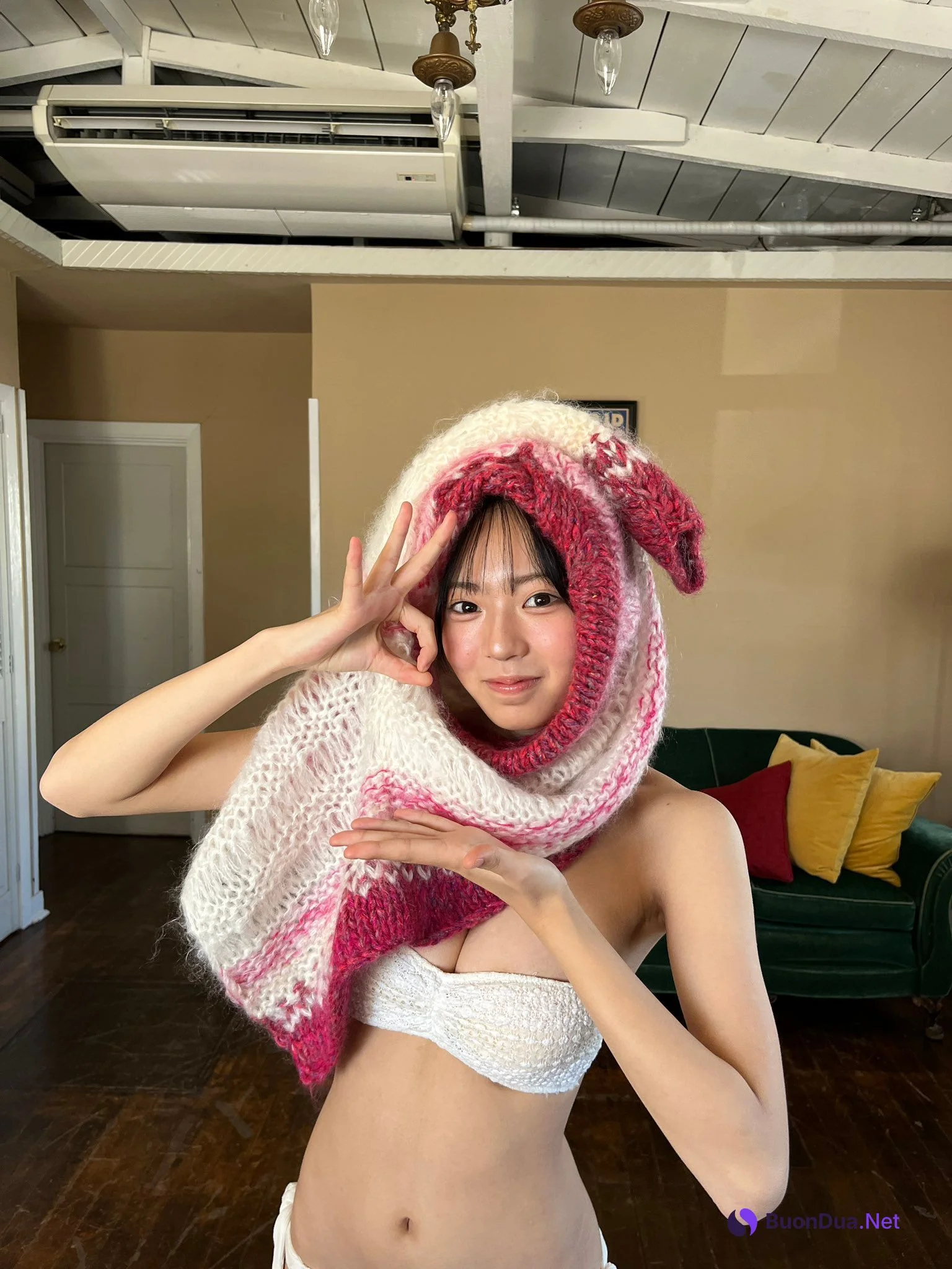 Momoka Okumura 奥村桃夏, Young Magazine 2025 No.17 (ヤングマガジン 2025年17号) - รูปภาพ 12