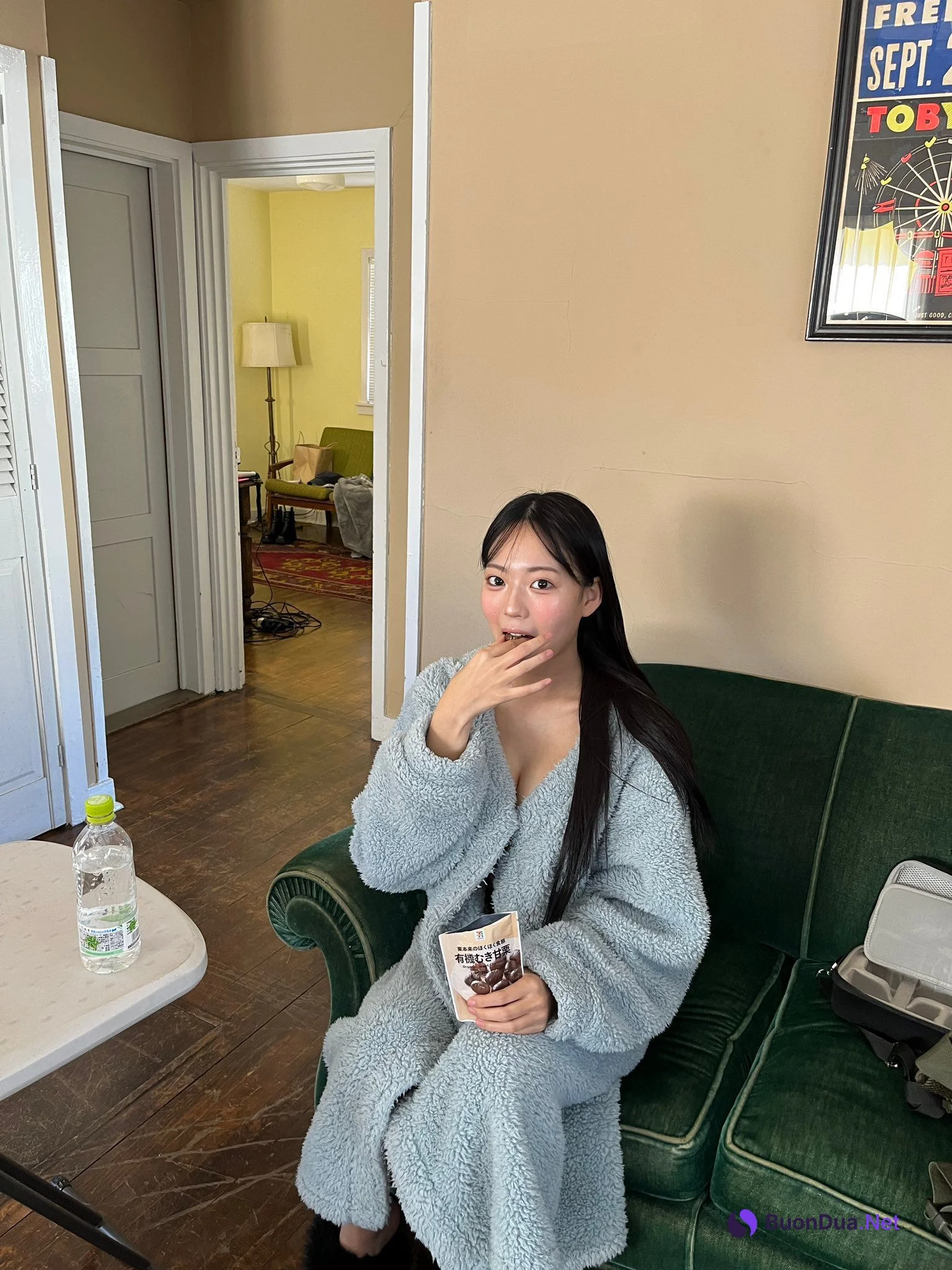 Momoka Okumura 奥村桃夏, Young Magazine 2025 No.17 (ヤングマガジン 2025年17号) - รูปภาพ 14