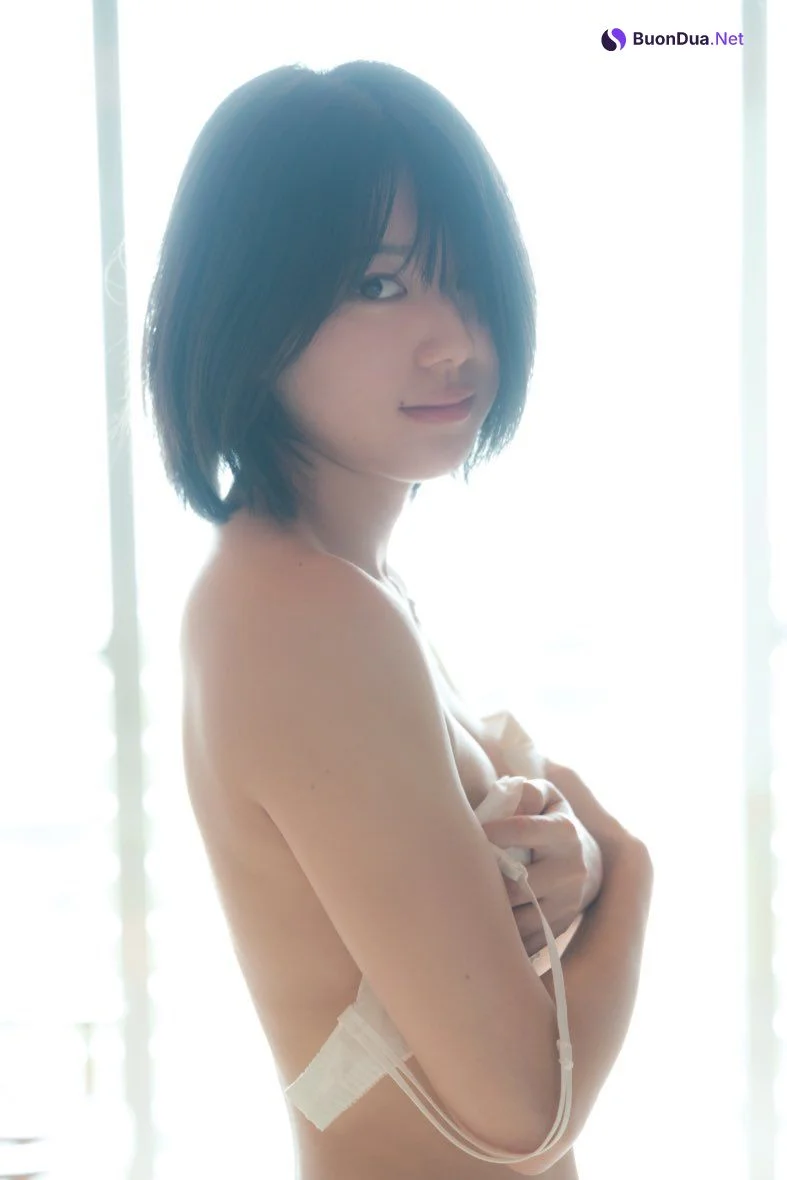 Momoka Onishi 大西桃香, FLASH グラビアBEST 2023年初秋 - Photo 6