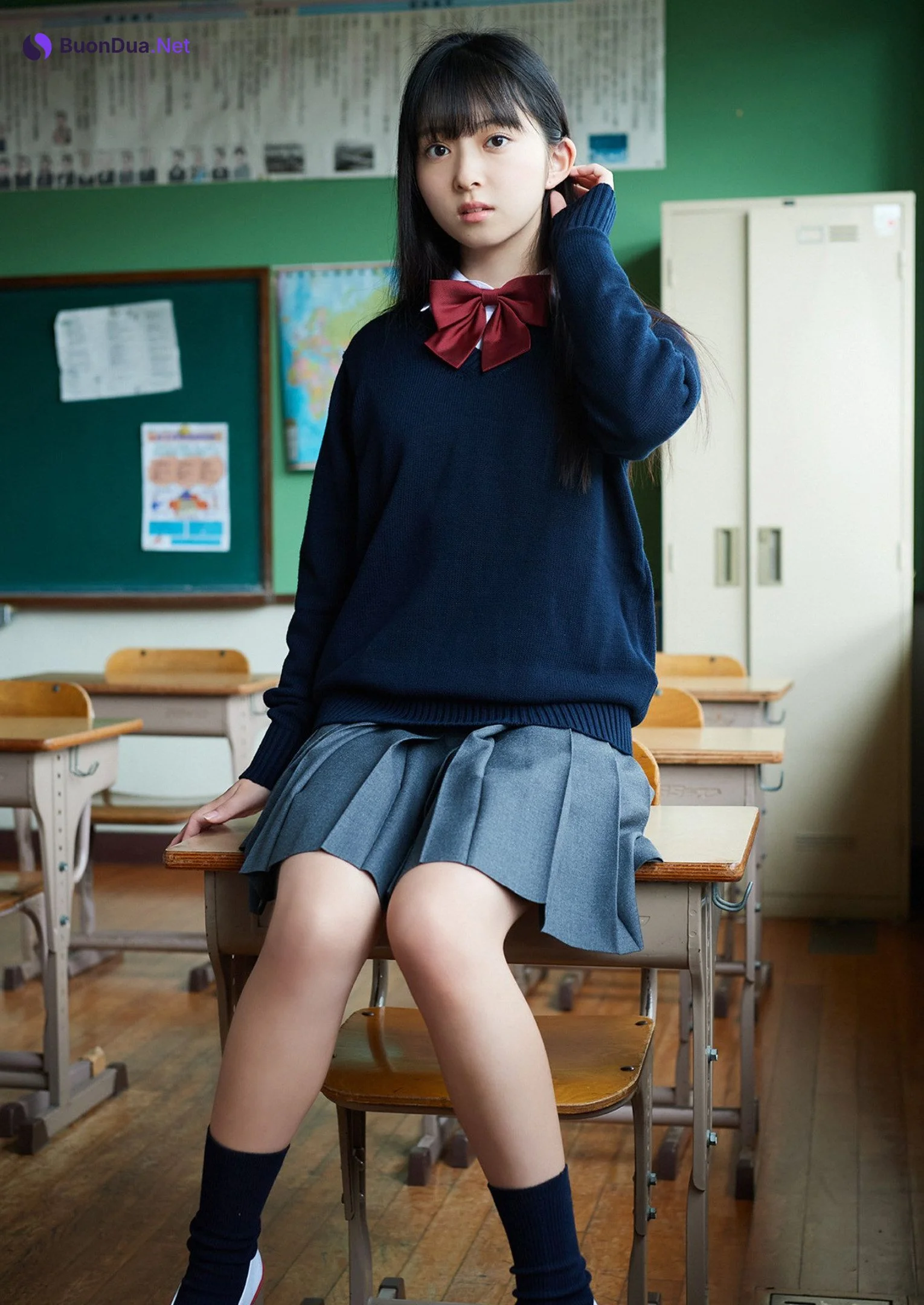 Momoka Tsukada 塚田百々花, Young Jump 2022 No.19 (ヤングジャンプ 2022年19号) - Photo 2