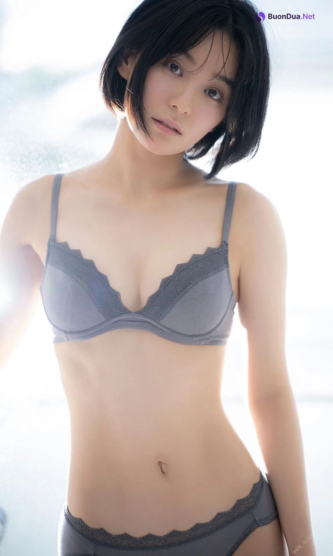 Momoko Arata 新田桃子, 週プレ Photo Book 「ドンブラ一人三役女優、初グラビア」 Set.02 - Photo 11