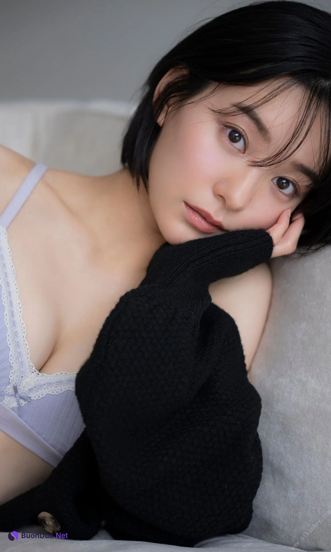 Momoko Arata 新田桃子, 週プレ Photo Book 「ドンブラ一人三役女優、初グラビア」 Set.02 - Photo 19