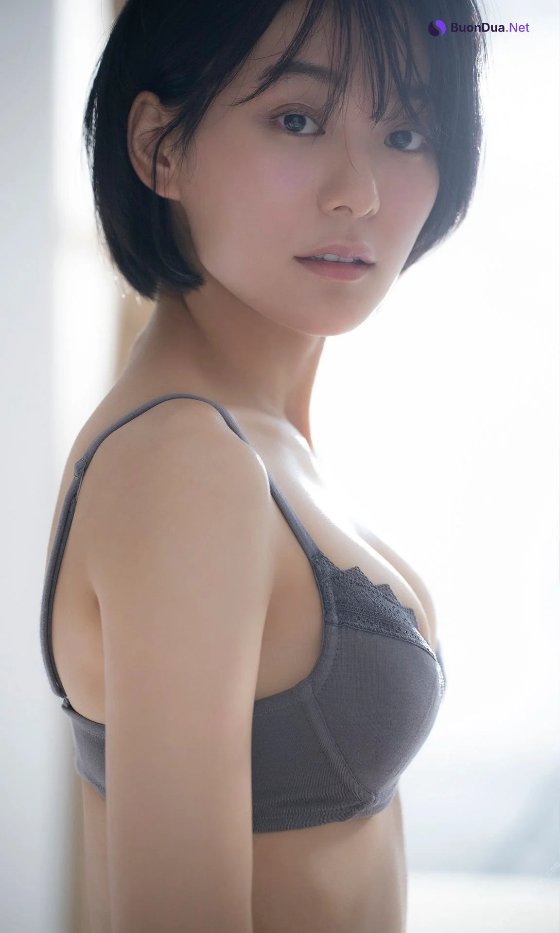 Momoko Arata 新田桃子, 週プレ Photo Book 「ドンブラ一人三役女優、初グラビア」 Set.02 - Photo 8