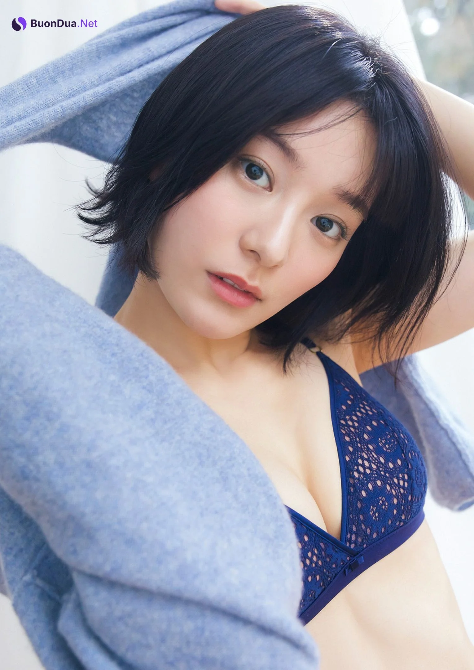 Momoko Arata 新田桃子, Young Jump 2023 No.13 (ヤングジャンプ 2023年13号) - Photo 8