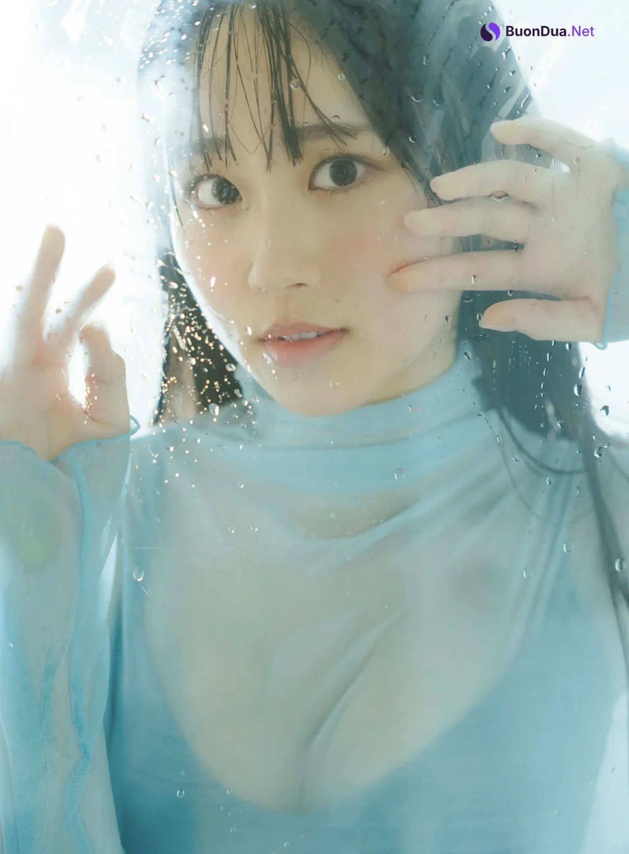 Momoko Oshiro 大白桃子, FRIDAY GOLD フライデーゴールド 青い誘惑 - Photo 2