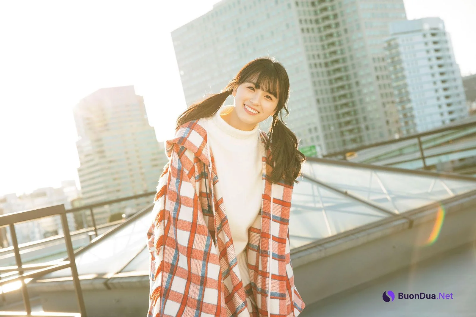 Momoko Ozono 大園桃子, ENTAME 2021.02 (月刊エンタメ 2021年02月号) - Photo 2