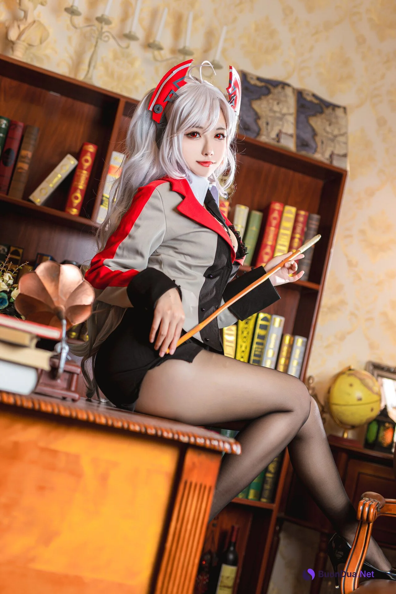 [Momoko葵葵] Prinz Eugen 欧根亲王 Teacher Ver. - Photo 12