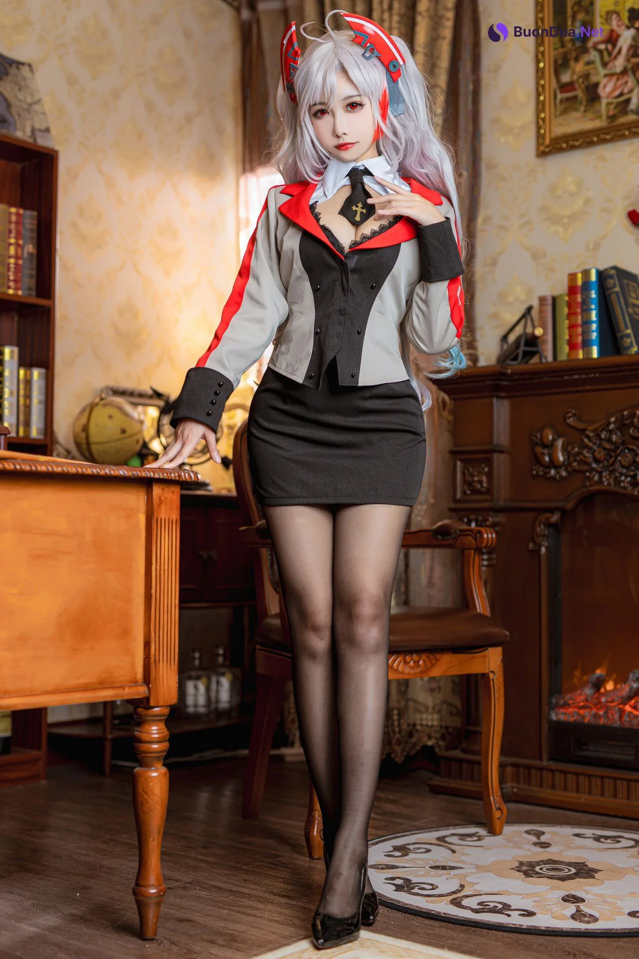 [Momoko葵葵] Prinz Eugen 欧根亲王 Teacher Ver. - Photo 17
