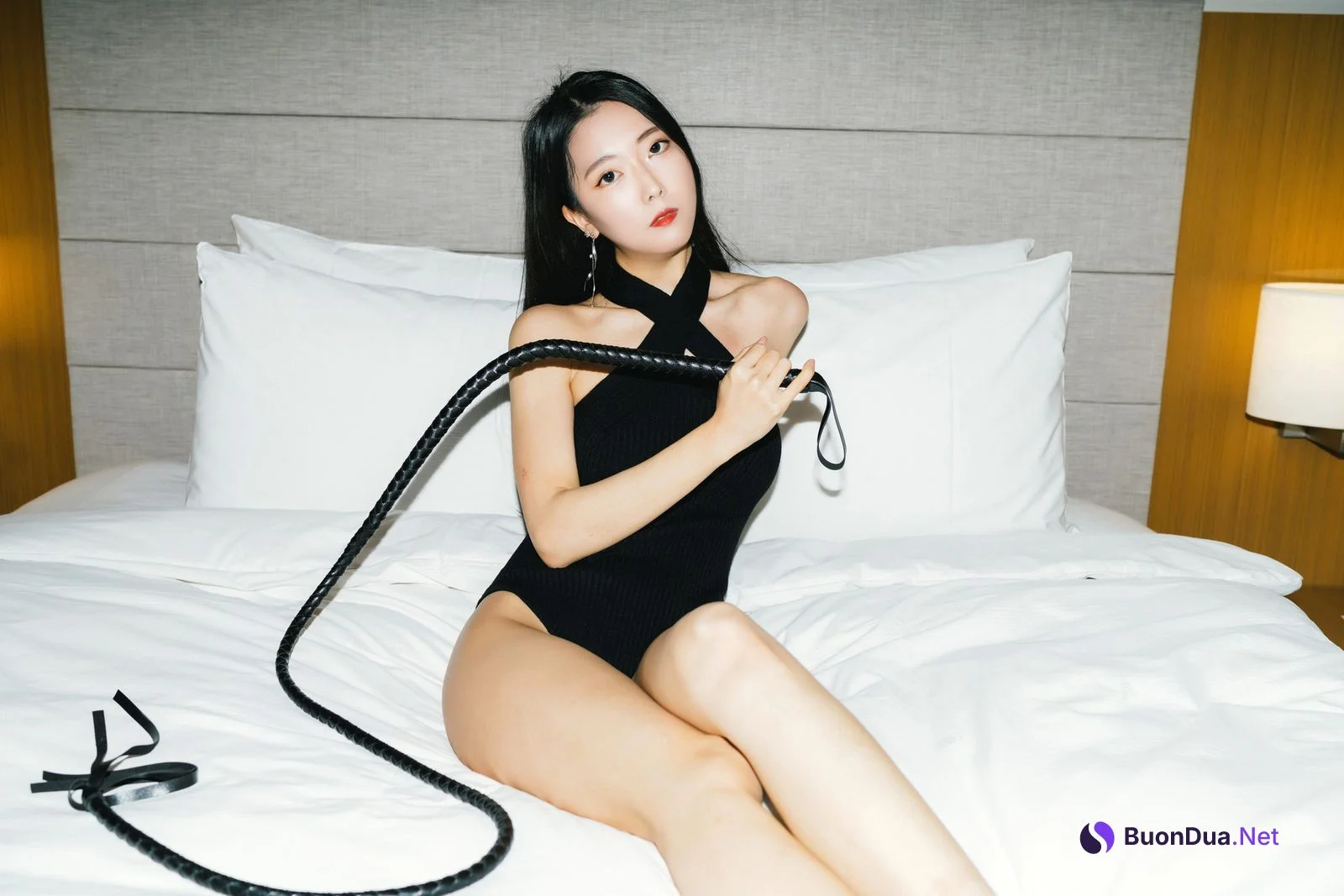 Mona 모나, [Moon Night Snap] BITCH Set.01 - Photo 7