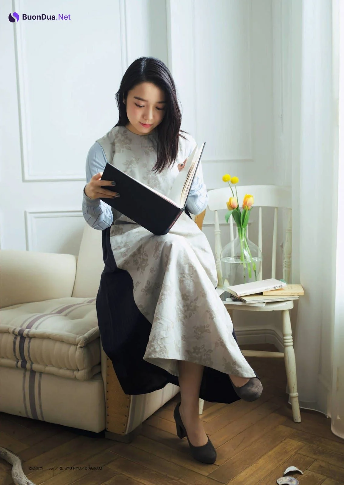 Mone Kamishiraishi 上白石萌音, Shukan Bunshun 2021.03.03 (週刊文春 2021年3月3日号) - Photo 2