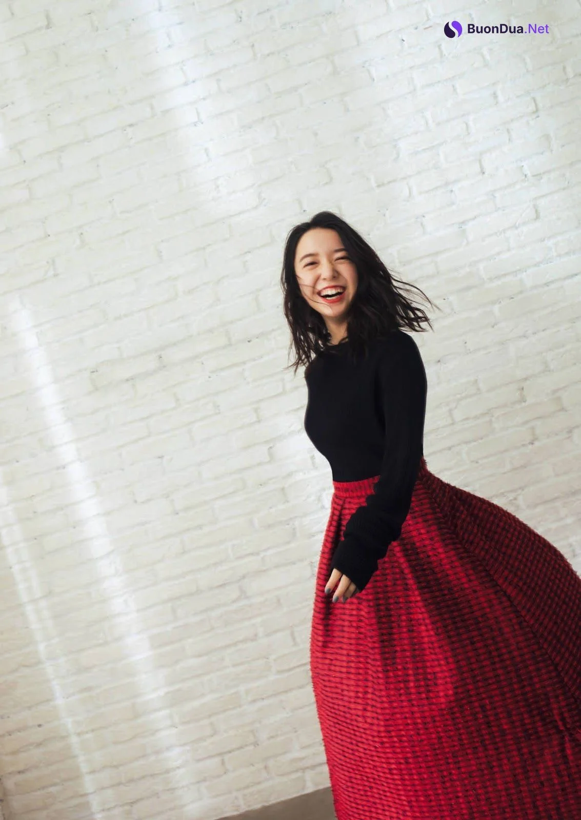 Mone Kamishiraishi 上白石萌音, Shukan Bunshun 2021.03.03 (週刊文春 2021年3月3日号) - Photo 4