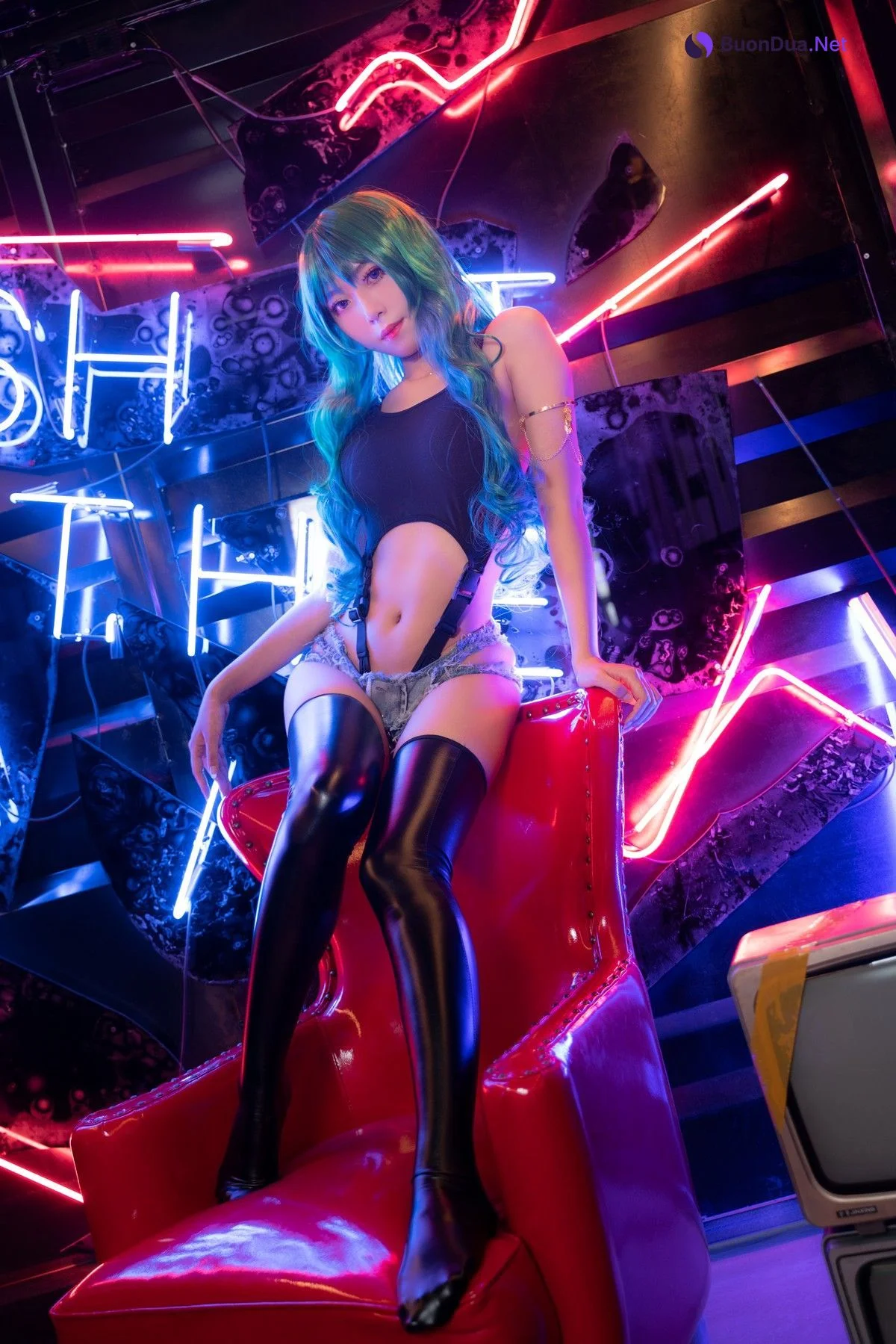 Money冷冷 Cosplay 高叉 - Photo 6