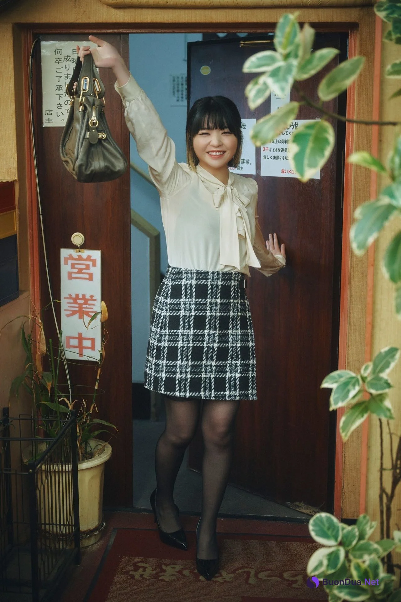 Nagi Nemoto 根本凪, SPA！デジタル写真集 「熱い一戦」 Set.01 - Photo 2