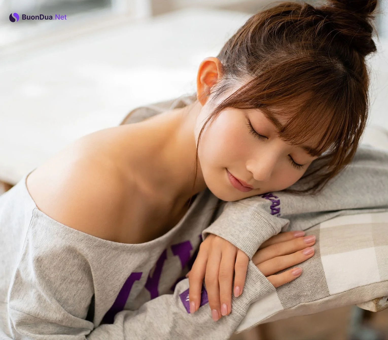 Nagisa Aoyama 青山なぎさ, Young Jump 2021 No.48 (ヤングジャンプ 2021年48号) - Photo 7