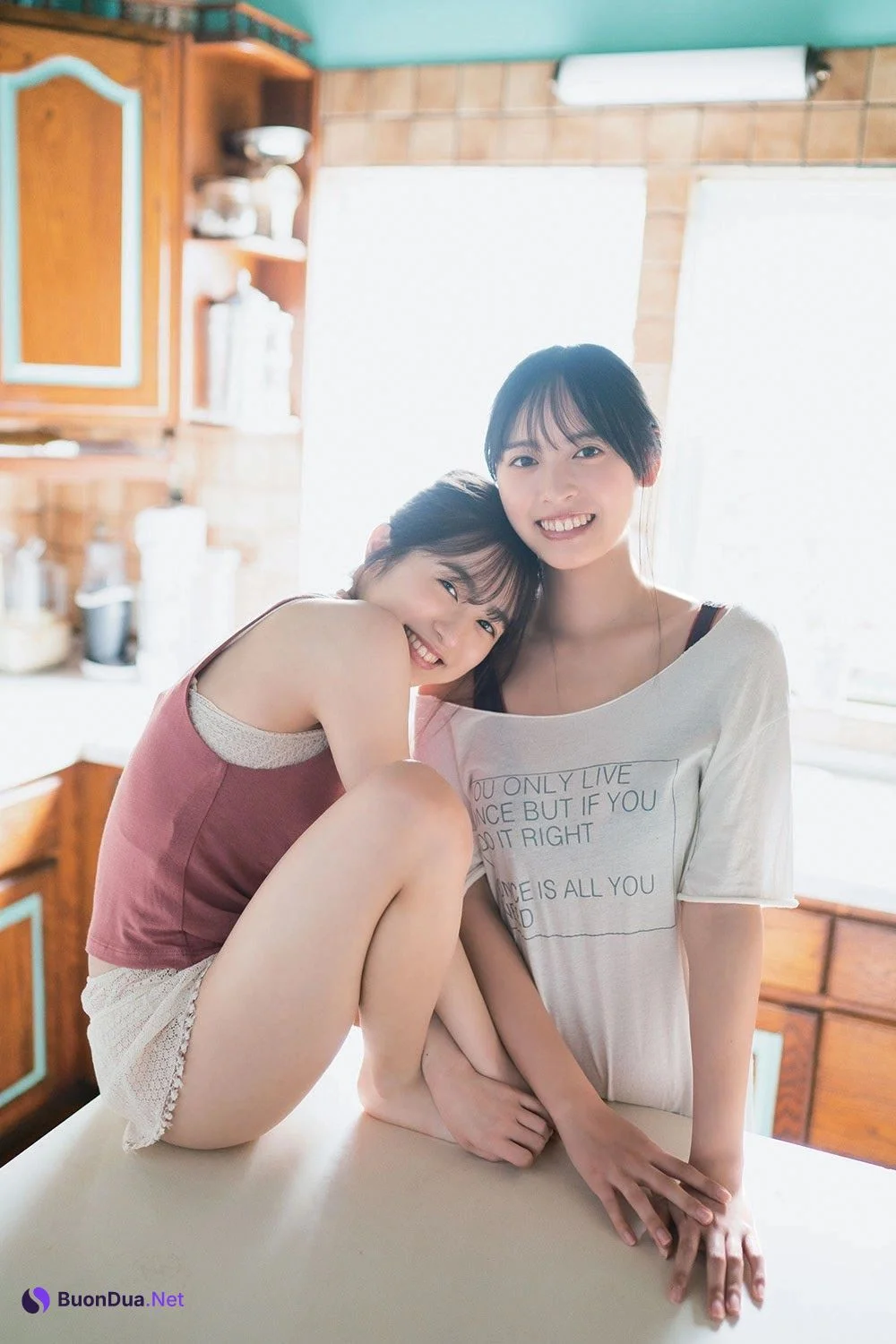 Nagisa Hayakawa 早川渚紗, Riko Otsuki 大槻りこ, Shonen Magazine 2021 No.22-23 (週刊少年マガジン 2021年22-23号) - Photo 10