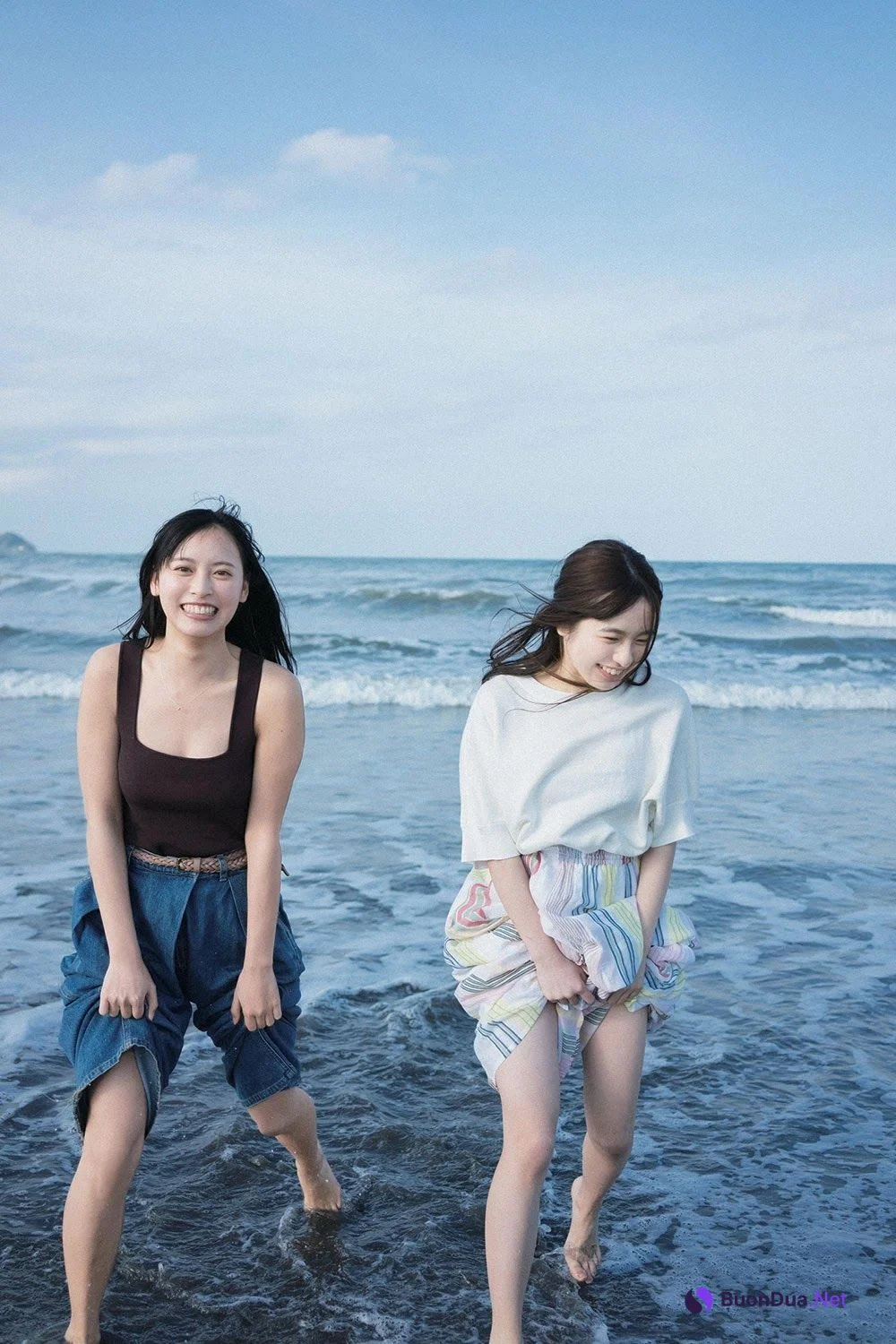Nagisa Hayakawa 早川渚紗, Riko Otsuki 大槻りこ, Shonen Magazine 2021 No.22-23 (週刊少年マガジン 2021年22-23号) - Photo 11