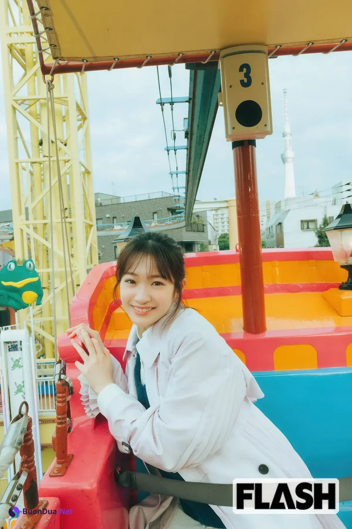 Nagisa Kojima 小島凪紗, FLASH 2025.12.02-09 (フラッシュ 2025年12月2-9日号) - Photo 12
