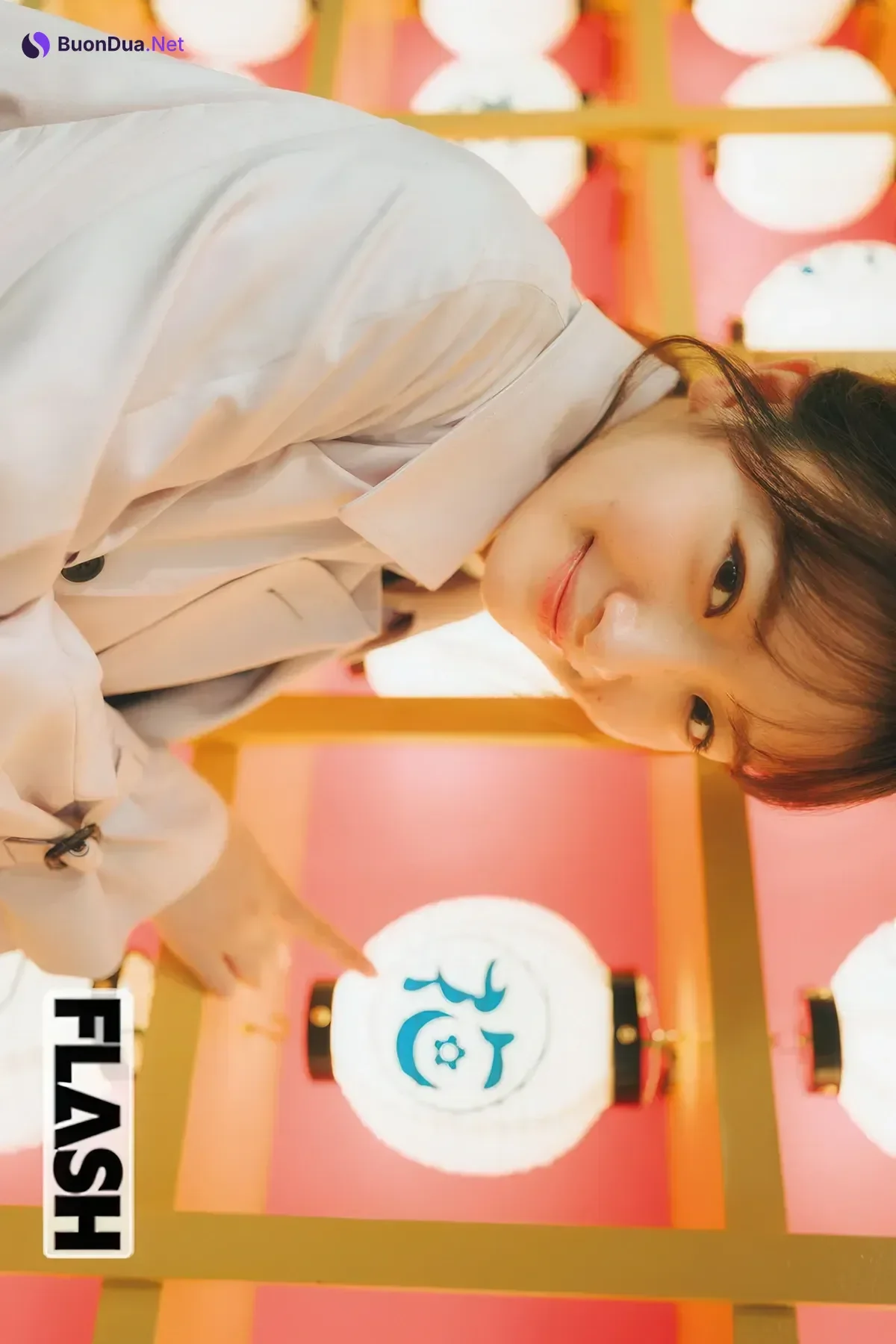 Nagisa Kojima 小島凪紗, FLASH 2025.12.02-09 (フラッシュ 2025年12月2-9日号) - Photo 13
