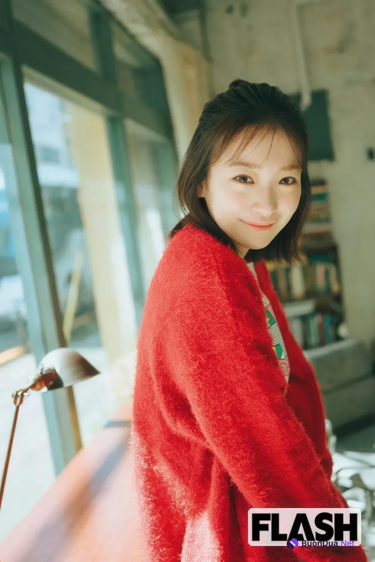 Nagisa Kojima 小島凪紗, FLASH 2025.12.02-09 (フラッシュ 2025年12月2-9日号) - Photo 8