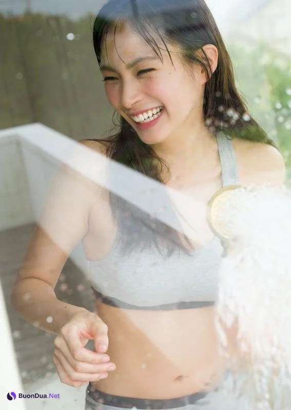 Nagisa Sekimizu 関水渚, Young Magazine 2019 No.27 (ヤングマガジン 2019年27号) - Photo 2