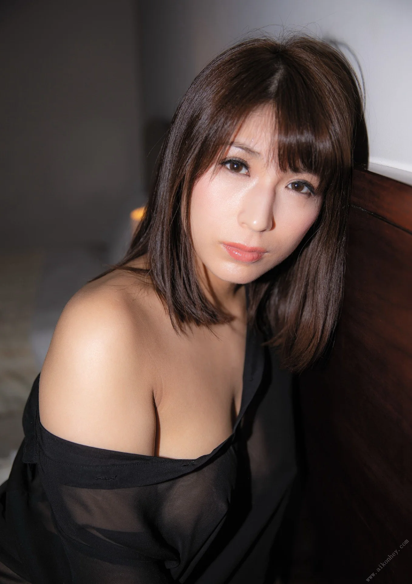 Nami Hoshino 星野ナミ, 写真集 『ソワレ~soiree~』 Alarm Set.03
